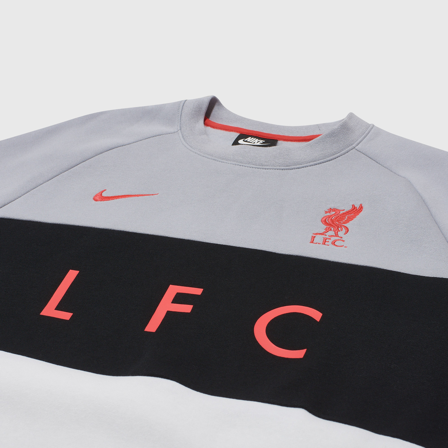 Свитшот Nike Liverpool Air Crew Fleece CZ3424-012