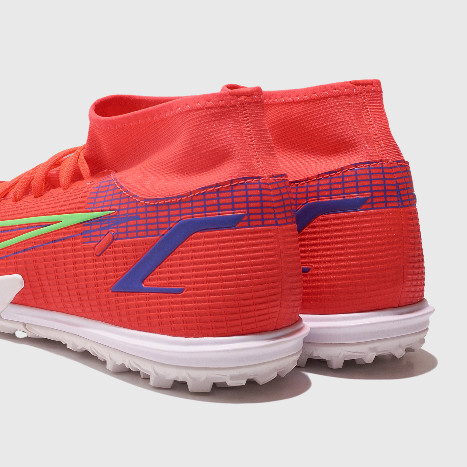 Шиповки Nike Superfly 8 Academy TF CV0953-600