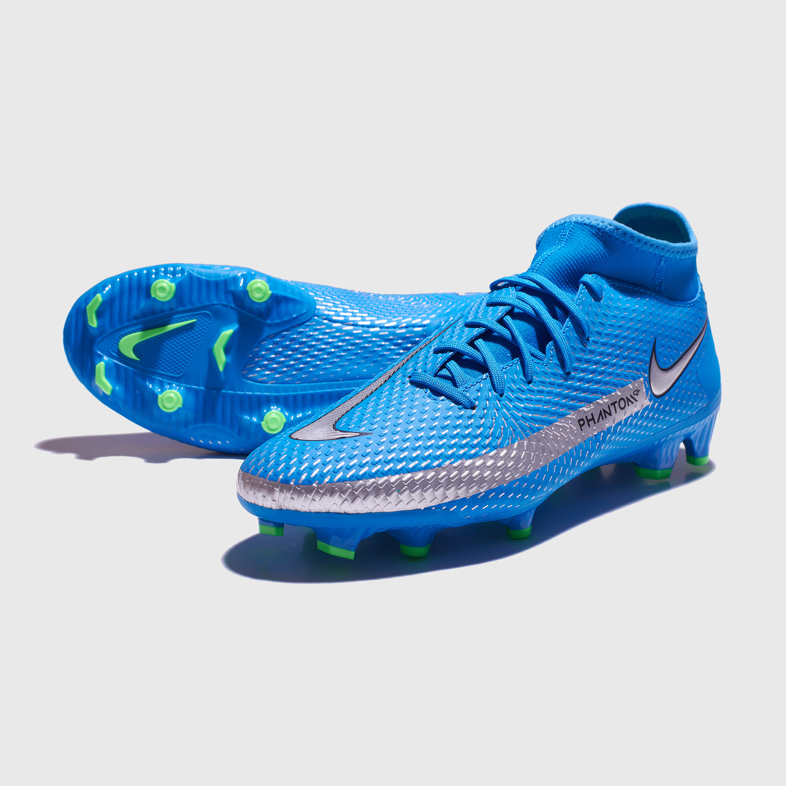 Бутсы Nike Phantom GT Academy DF FG/MG CW6667-400