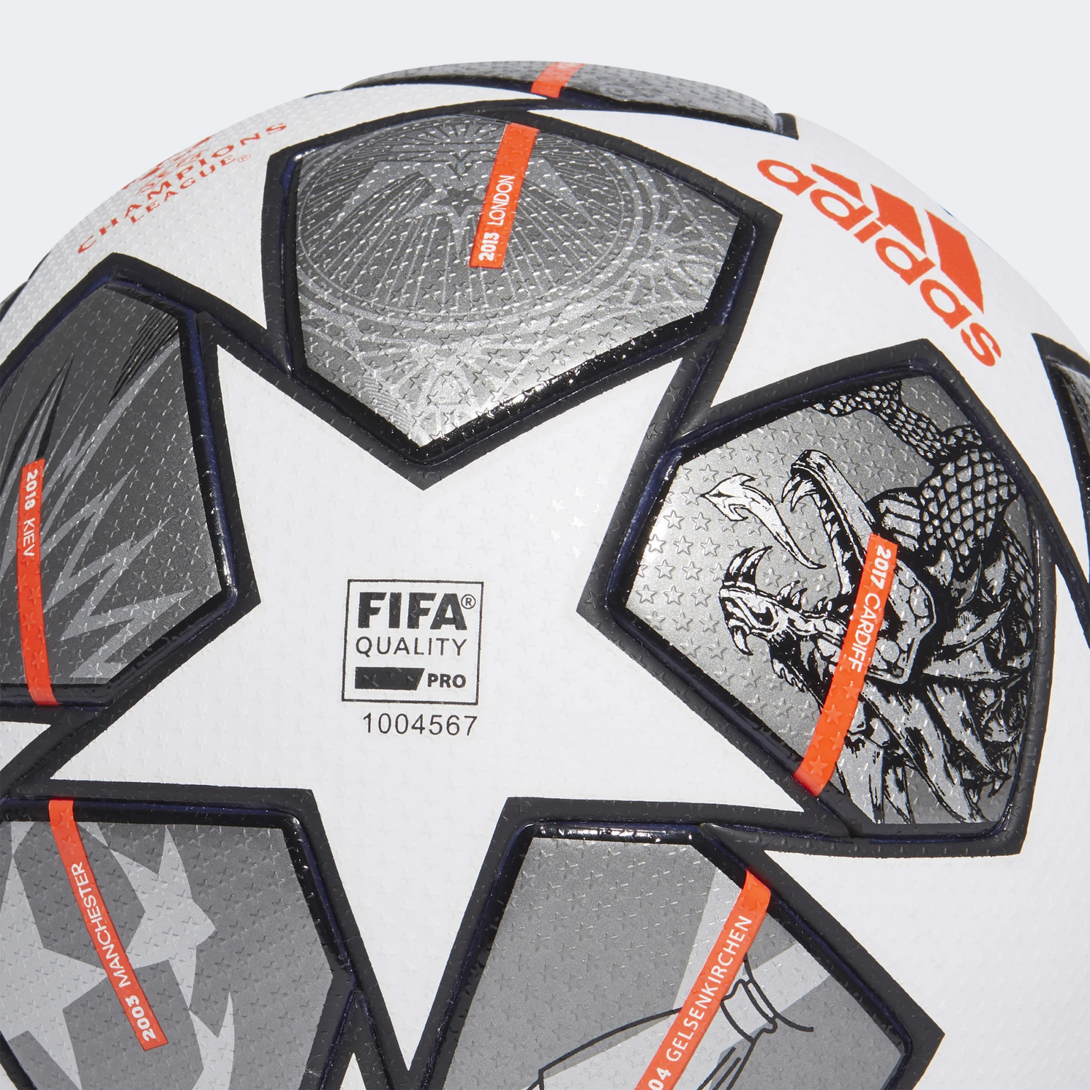 Официальный футбольный мяч Adidas Финал Лиги Чемпионов GK3477