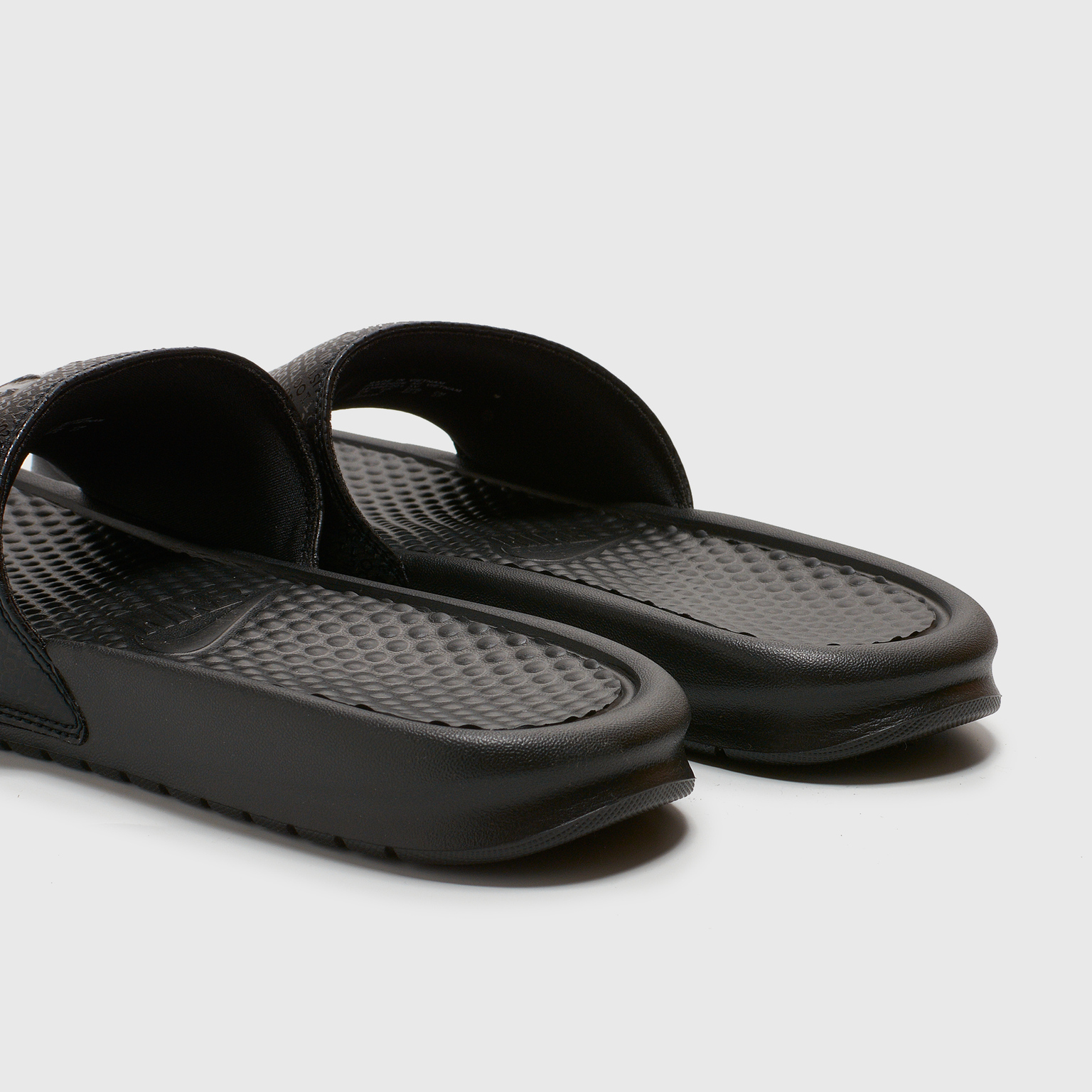 Сланцы Nike Benassi JDI 343880-001