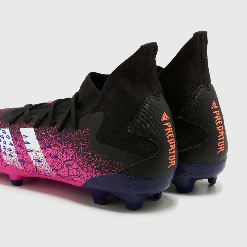 Бутсы Adidas Predator Freak.3 FG FW7514