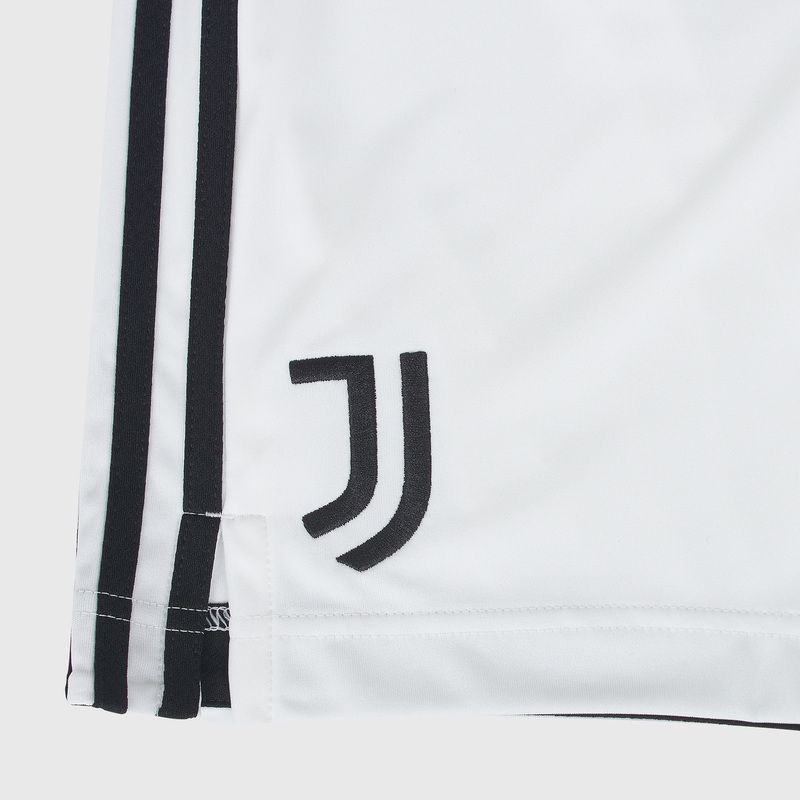 Шорты домашние подростковые Adidas Juventus сезон 2021/22