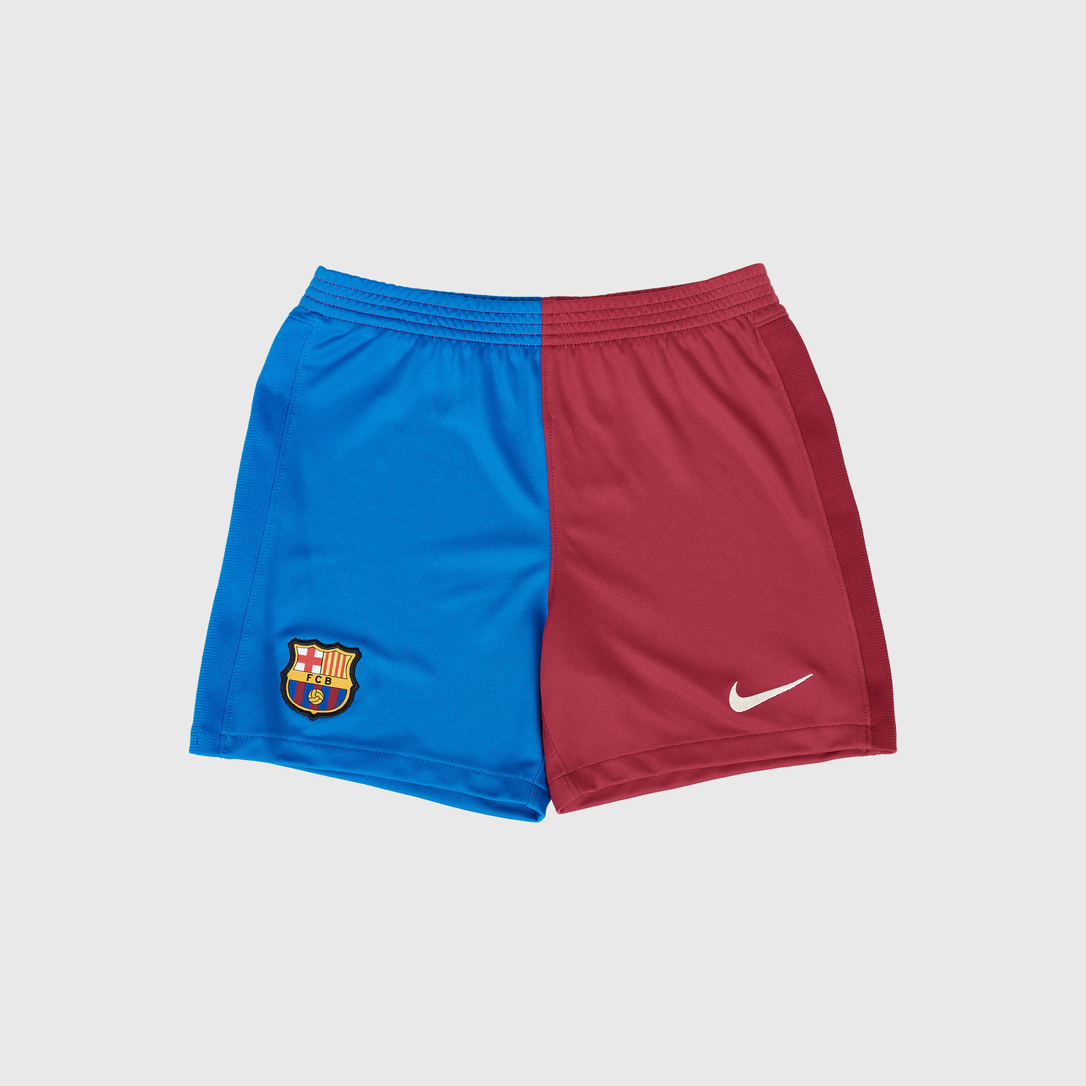 Комплект детской формы Nike Barcelona сезон 2021/22