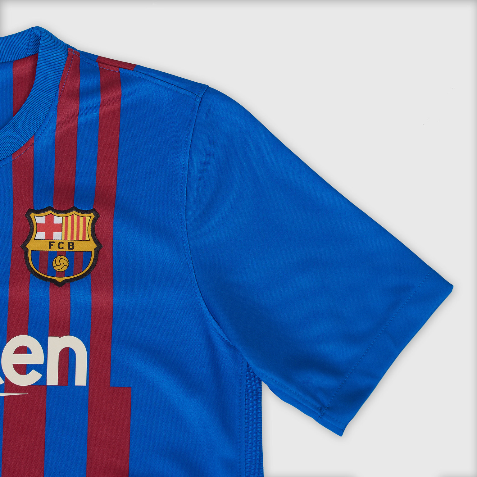 Футболка домашняя подростковая Nike Barcelona сезон 2021/22