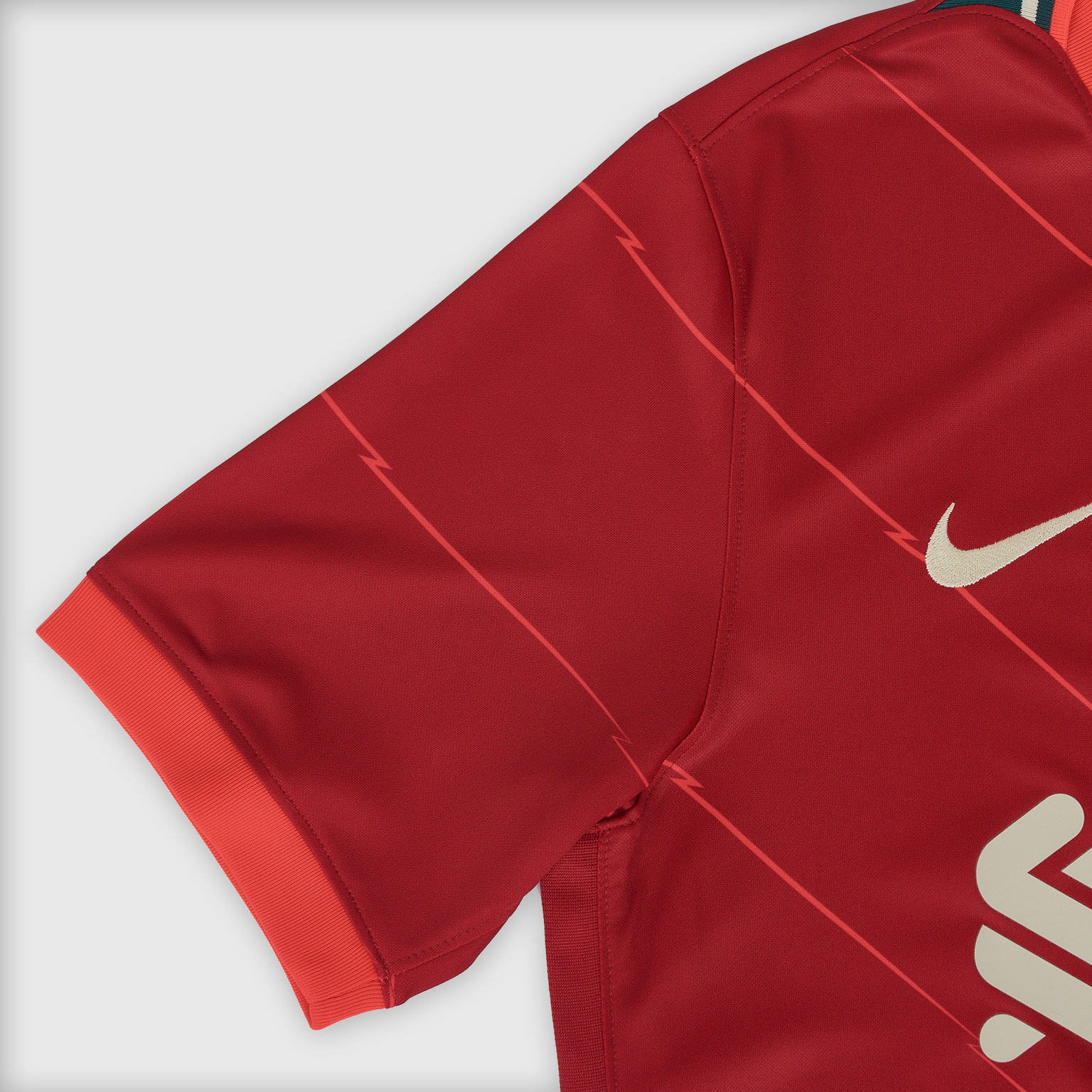 Футболка игровая домашняя Nike Liverpool сезон 2021/22