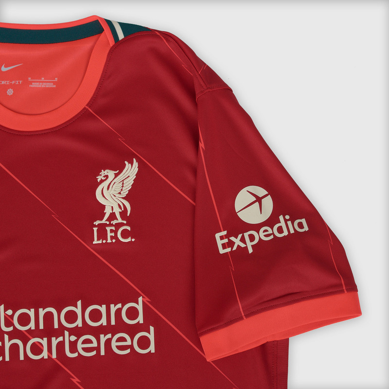 Футболка игровая домашняя Nike Liverpool сезон 2021/22