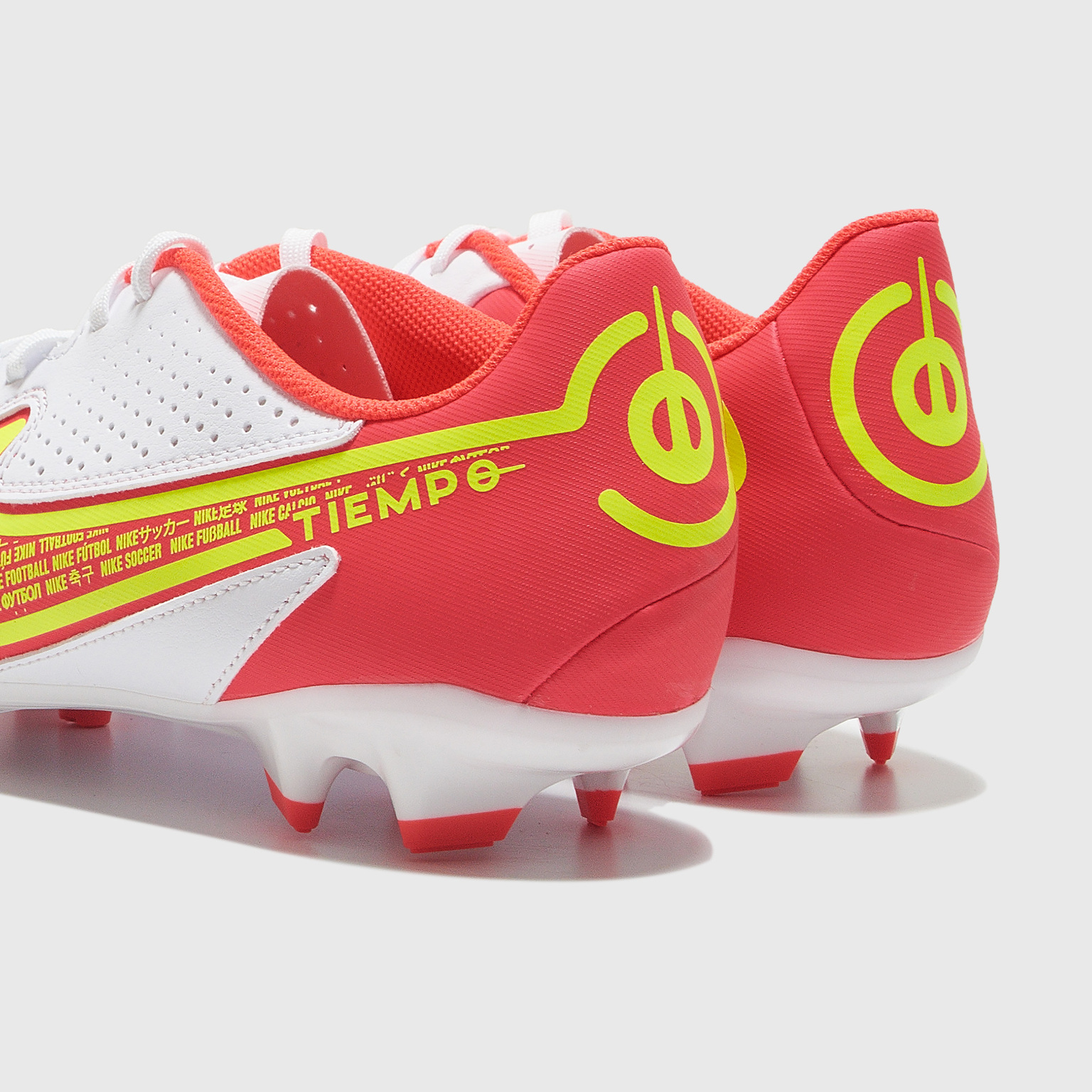 Бутсы Nike Tiempo Legend 9 Club FG/MG DA1176-176