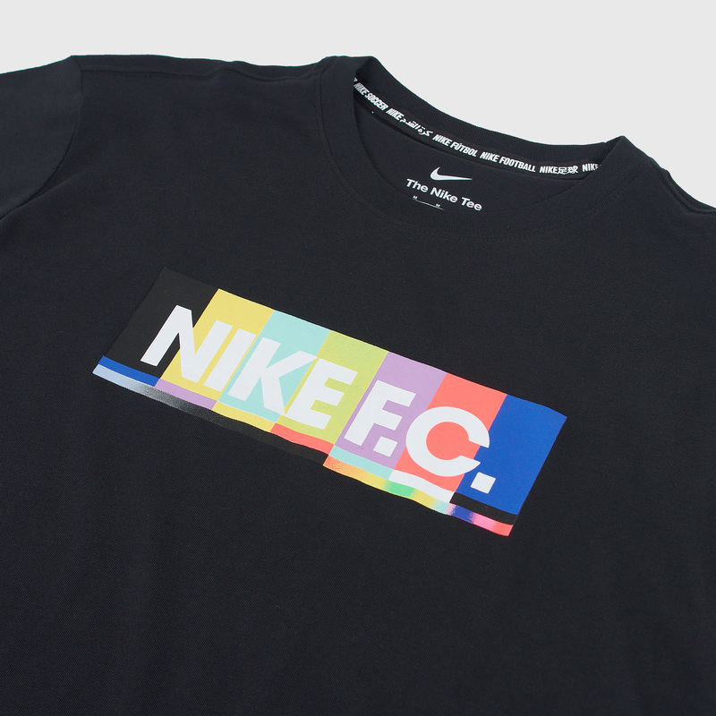 Футболка Nike F.C. Tee Seasonal Graphic2 DA7763-010