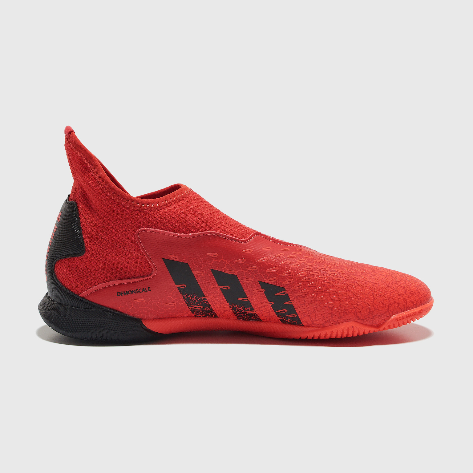 Футзалки детские Adidas Predator Freak.3 LL IN FY7870