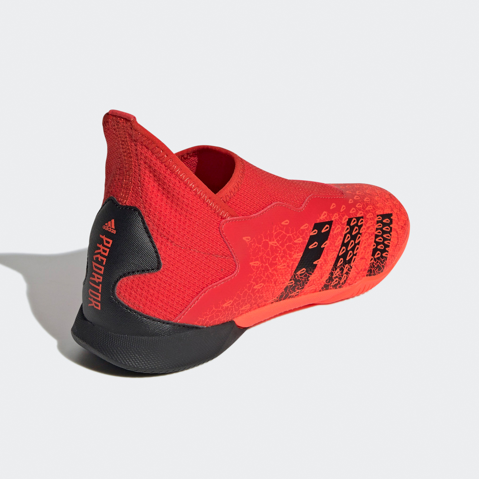 Футзалки детские Adidas Predator Freak.3 LL IN FY7870