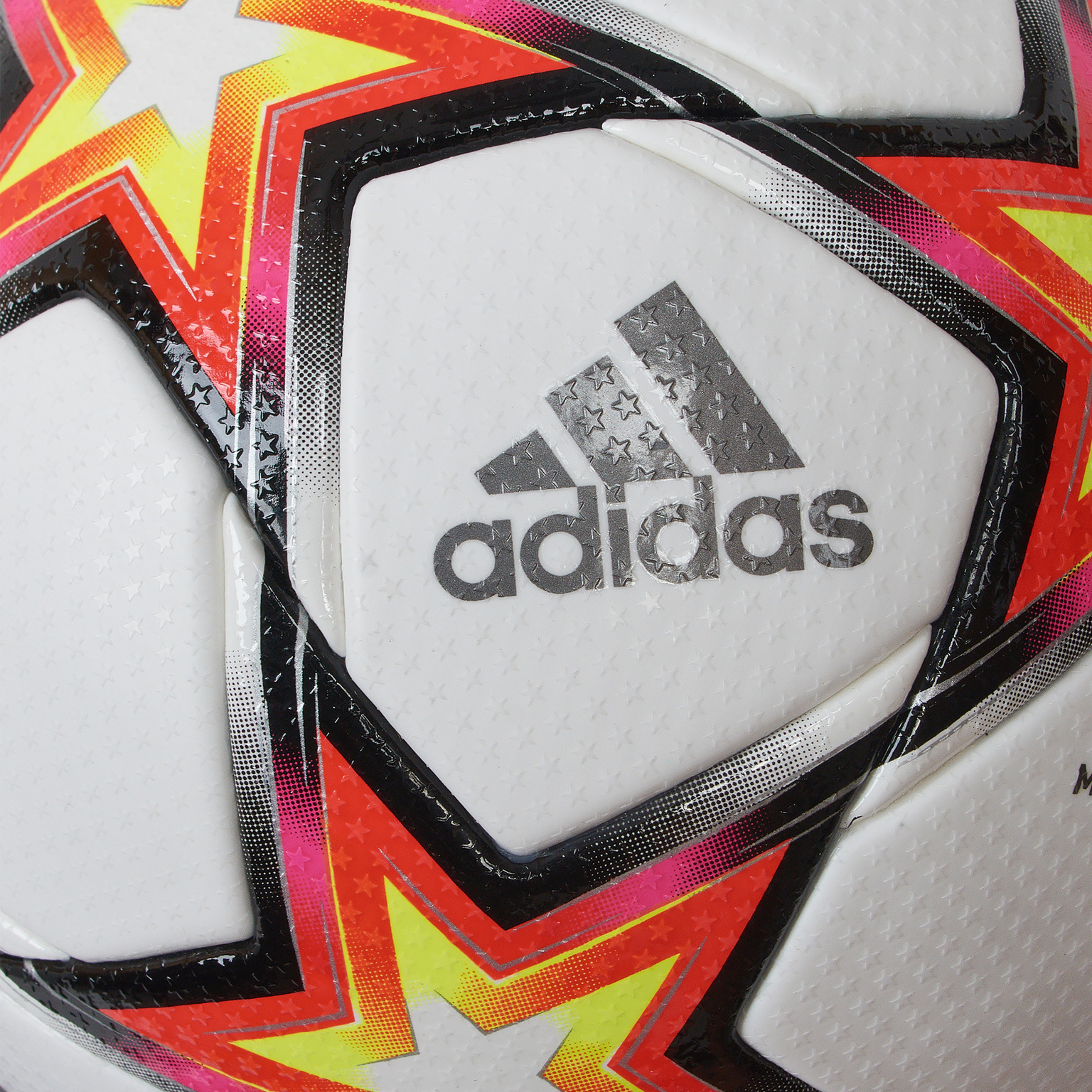 Официальный мяч Adidas Лига Чемпионов UCL Pro Pyrostorm GU0214