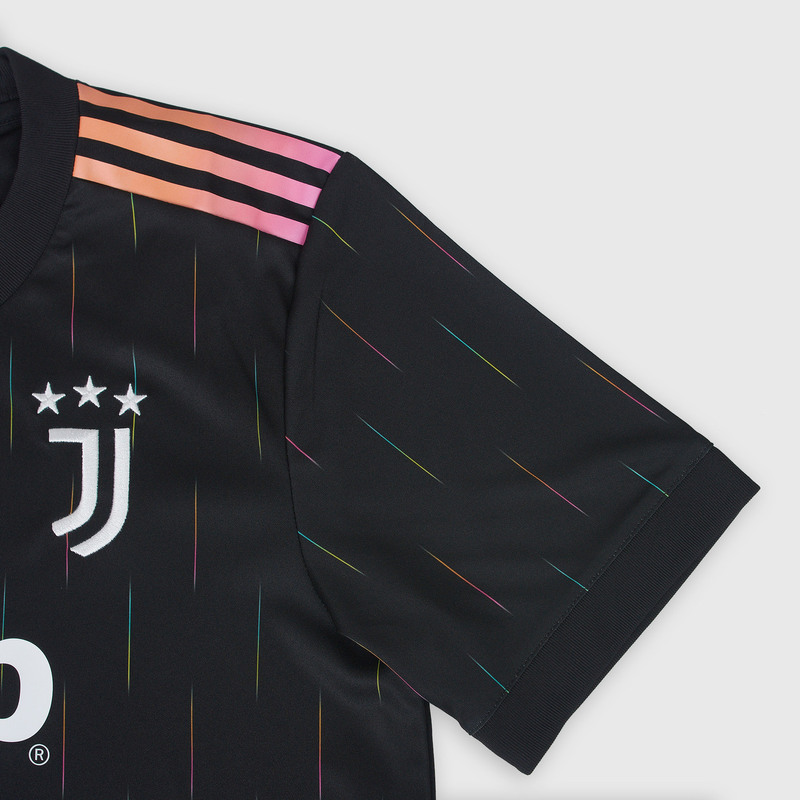 Футболка игровая выездная Adidas Juventus сезон 2021/22