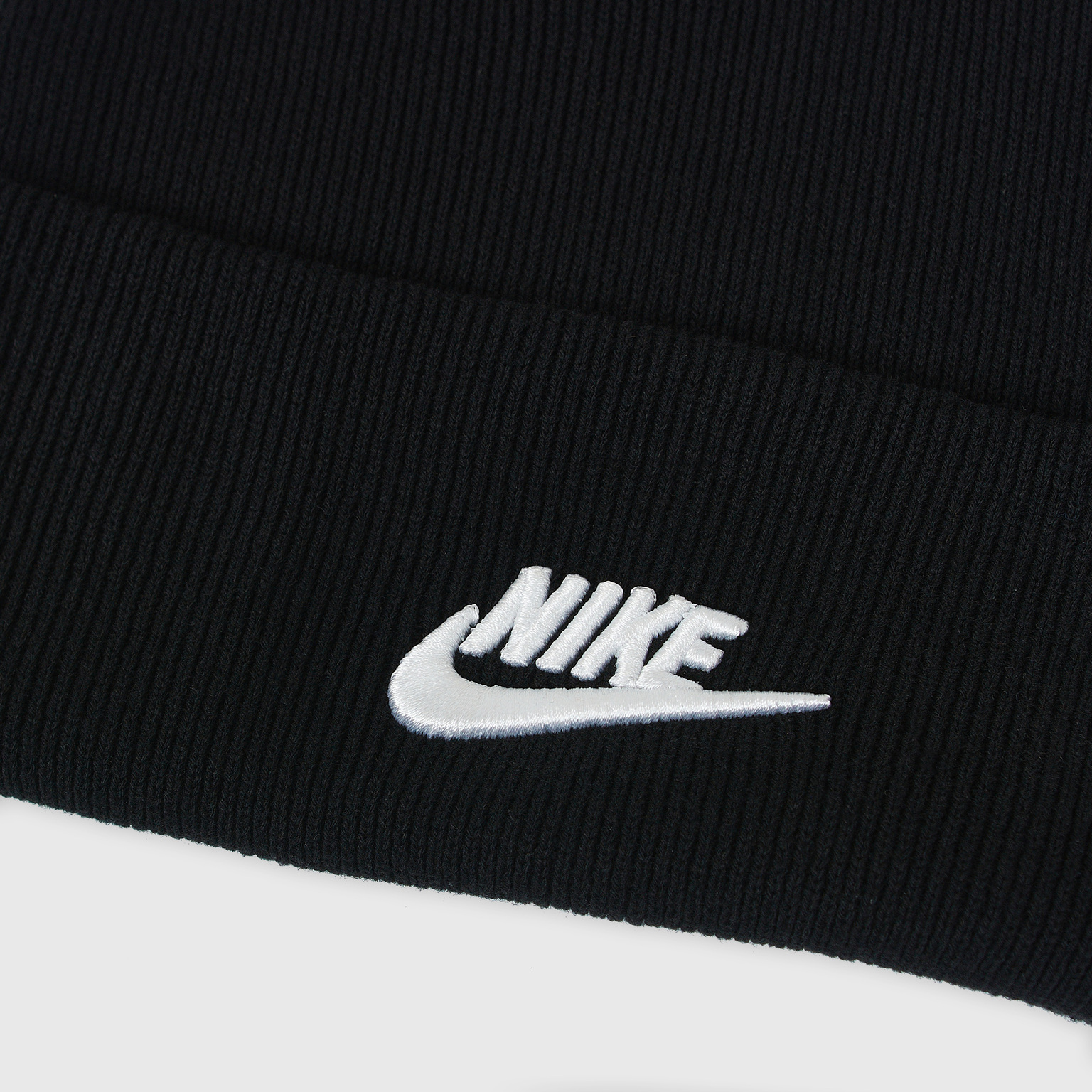 Шапка Nike Beanie Futura DJ6224-010 