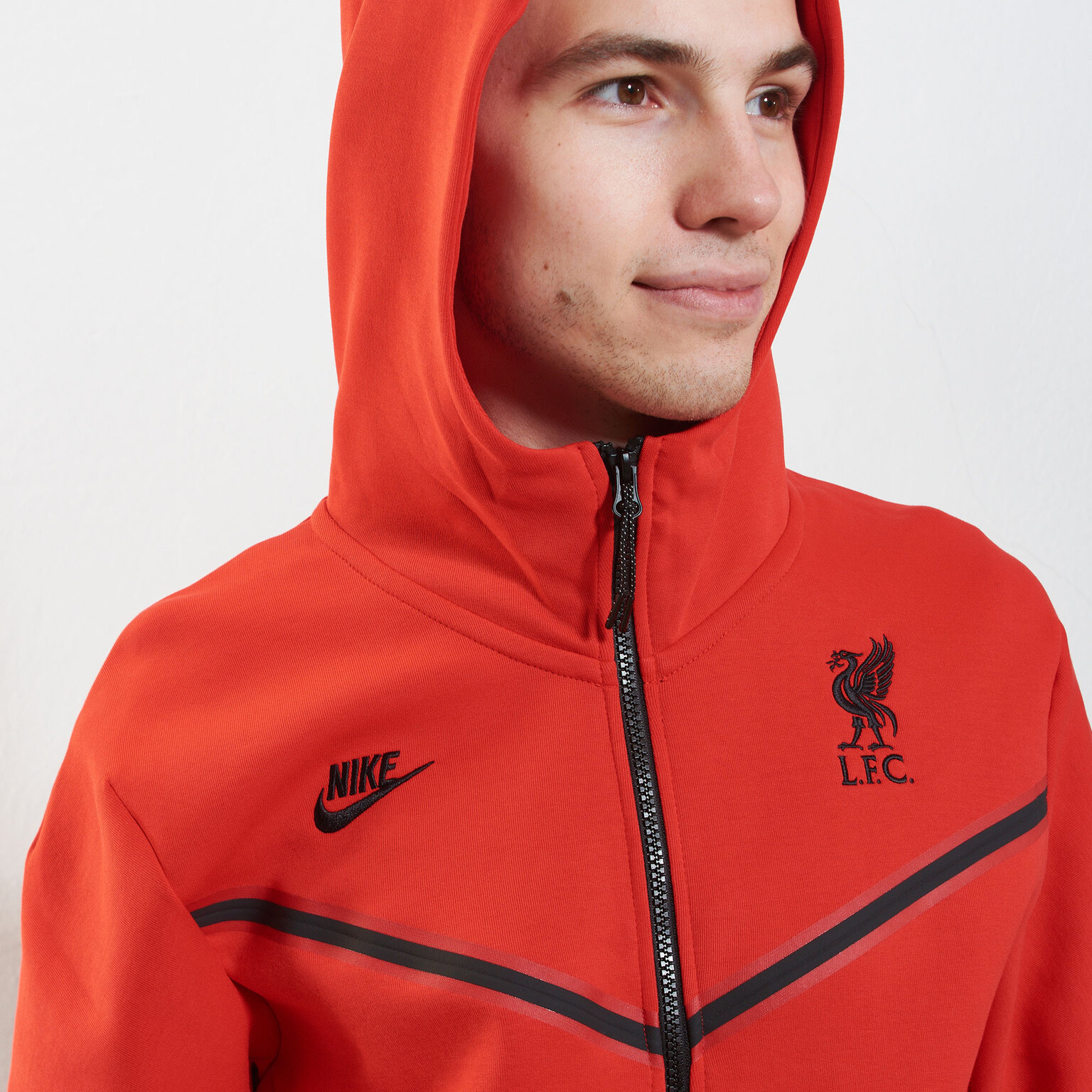 Liverpool tech fleece nike hotsell
