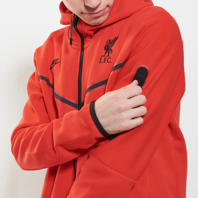 Толстовка Nike Liverpool Tech Fleece DD9716-612