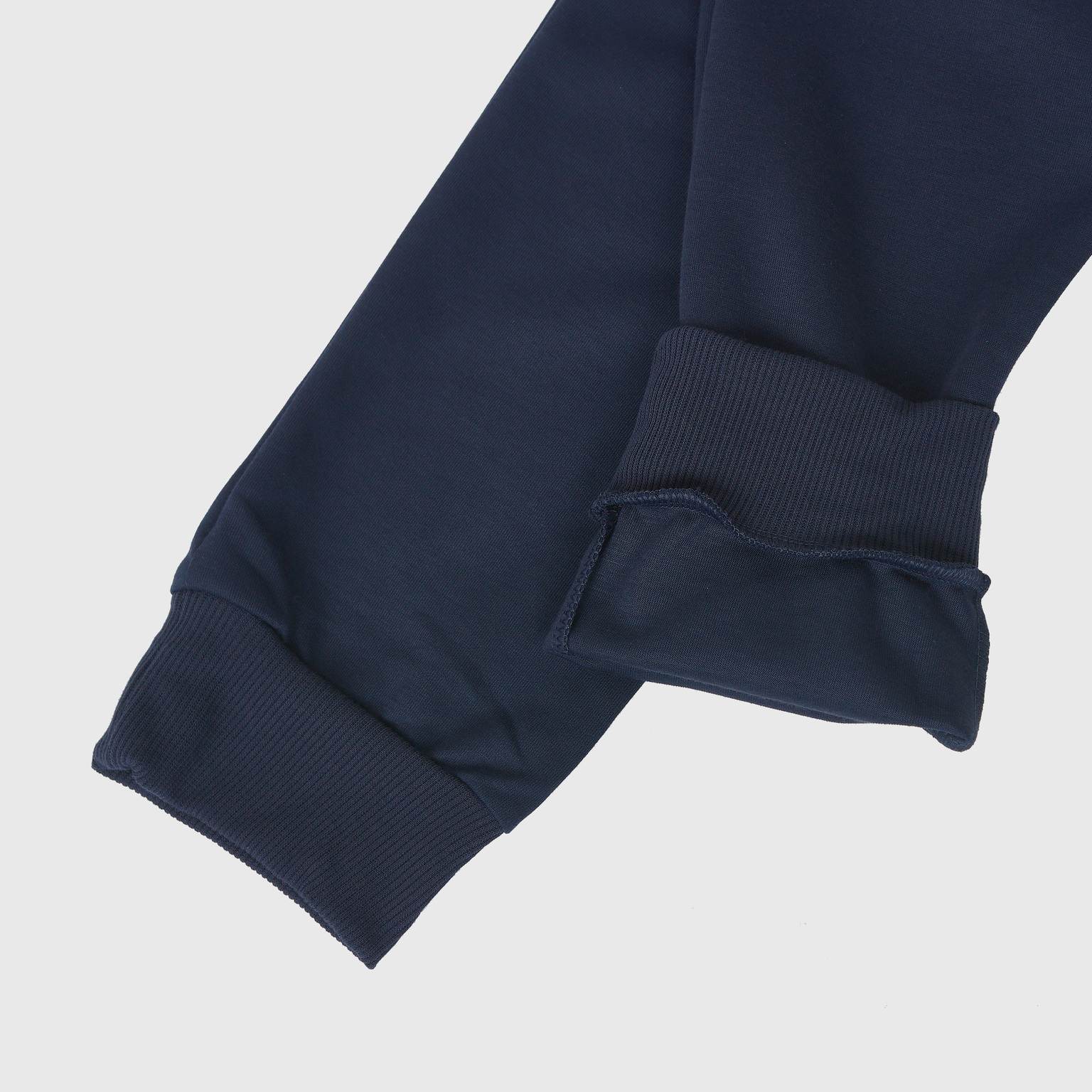 Брюки Nike Barcelona Travel Fleece CW0491-451