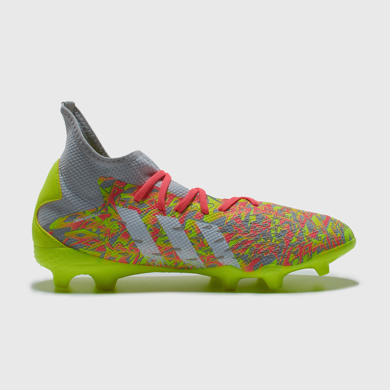 Бутсы Adidas Predator Freak.3 FG FY6531