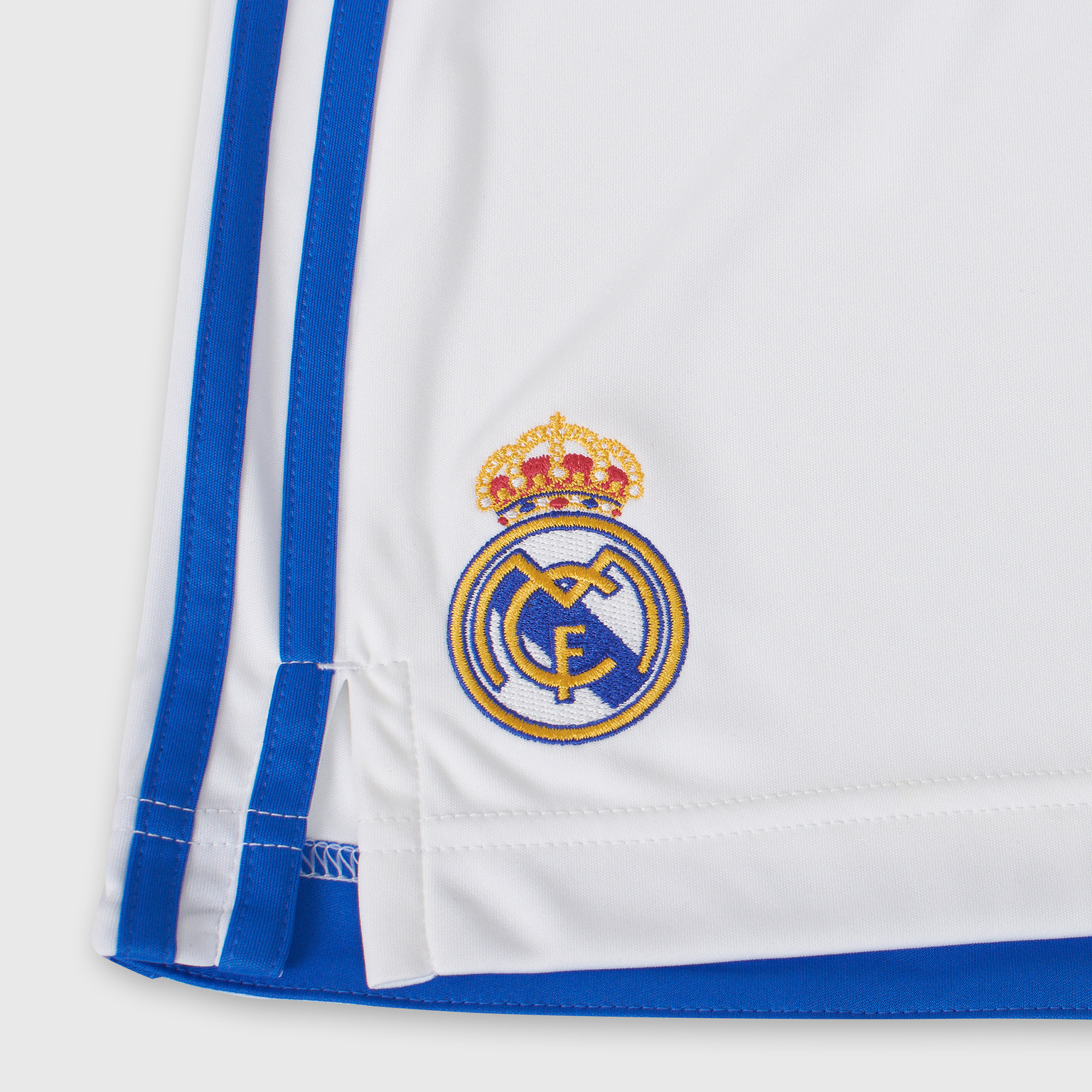 Шорты игровые домашние Adidas Real Madrid сезон 2021/22
