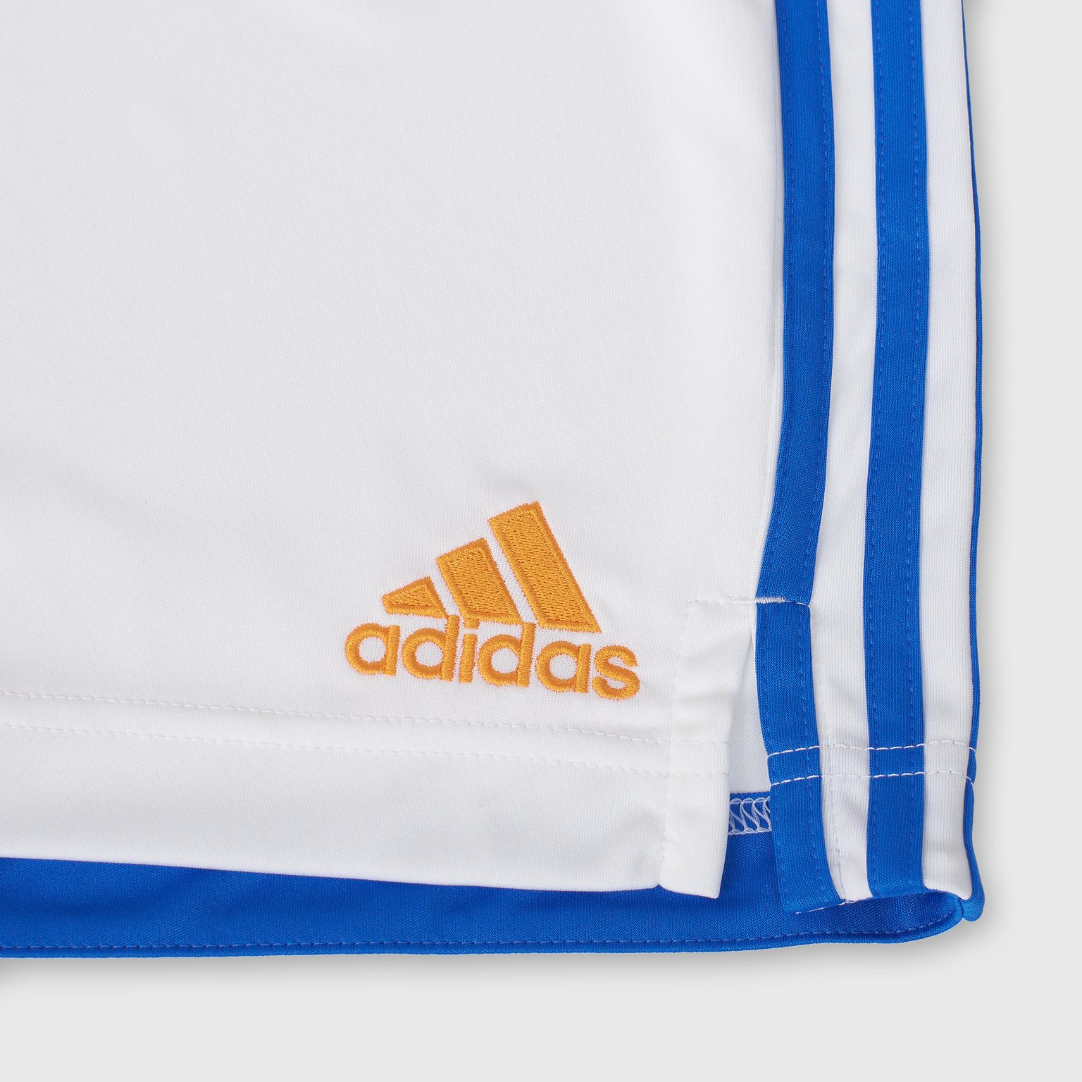 Шорты игровые домашние Adidas Real Madrid сезон 2021/22