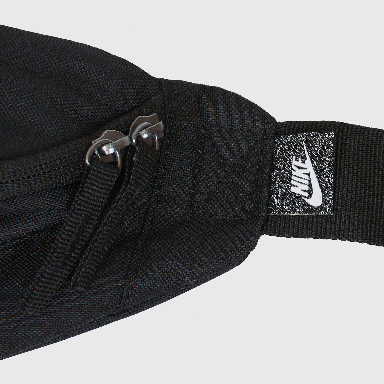 Сумка на пояс Nike Heritage Waistpack DB0490-010