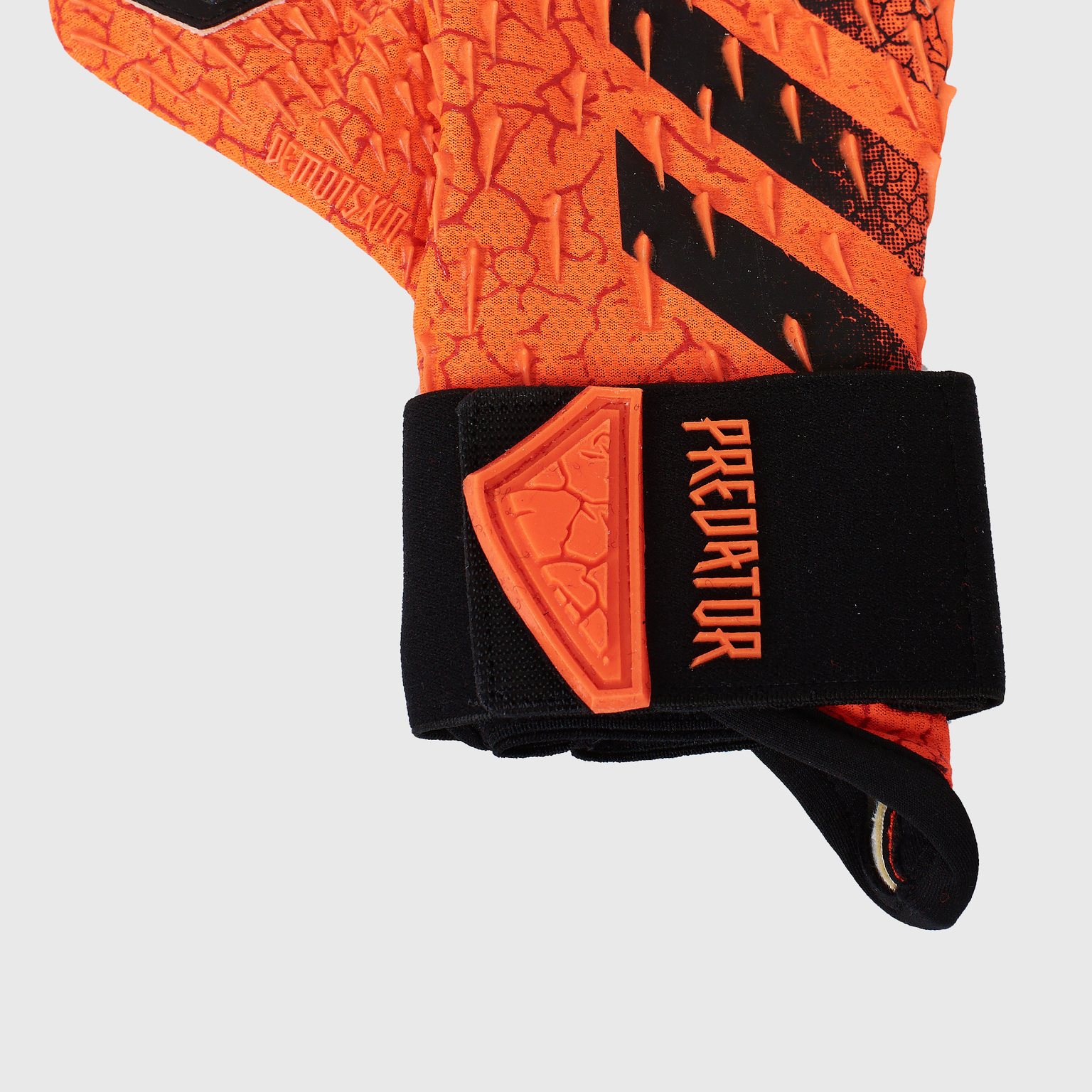 Перчатки вратарские Adidas Predator GL Com GR1535