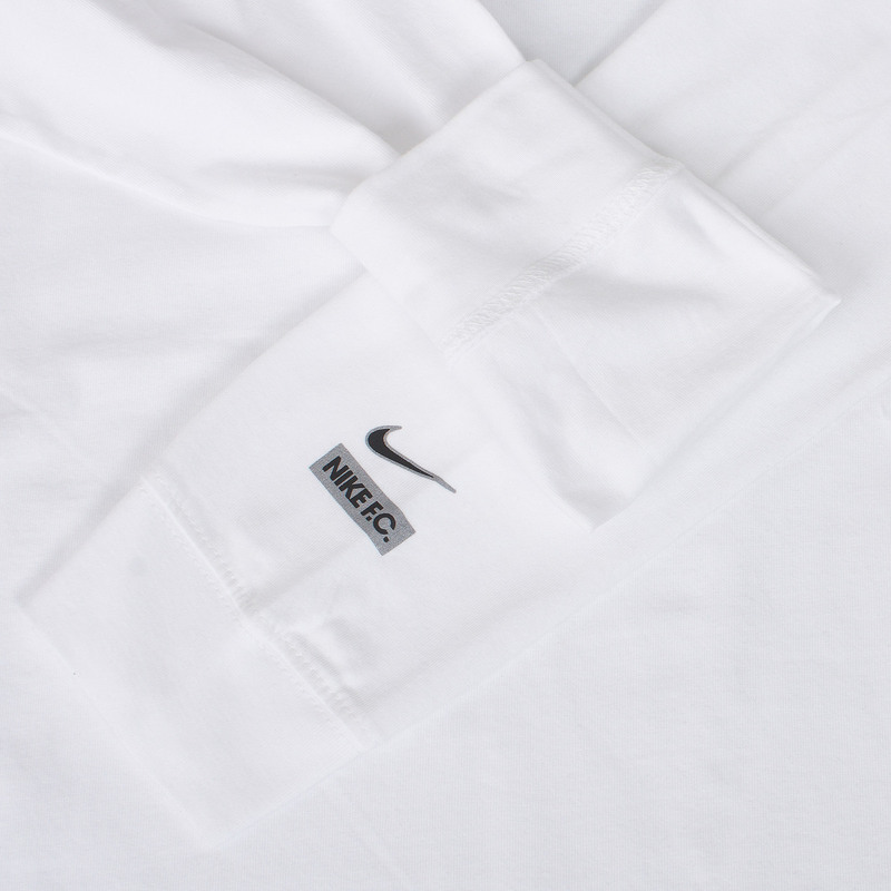Футболка хлопковая Nike F.C. Seasonal Grph Tee DH3942-100