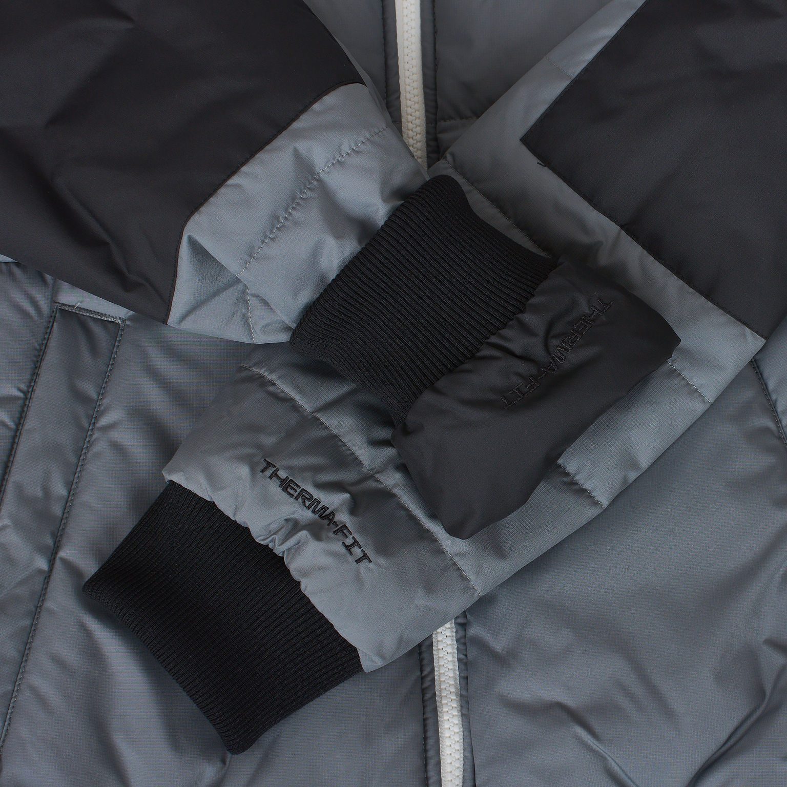 Куртка утепленная двусторонняя Nike Legacy Bomber DD6849-010