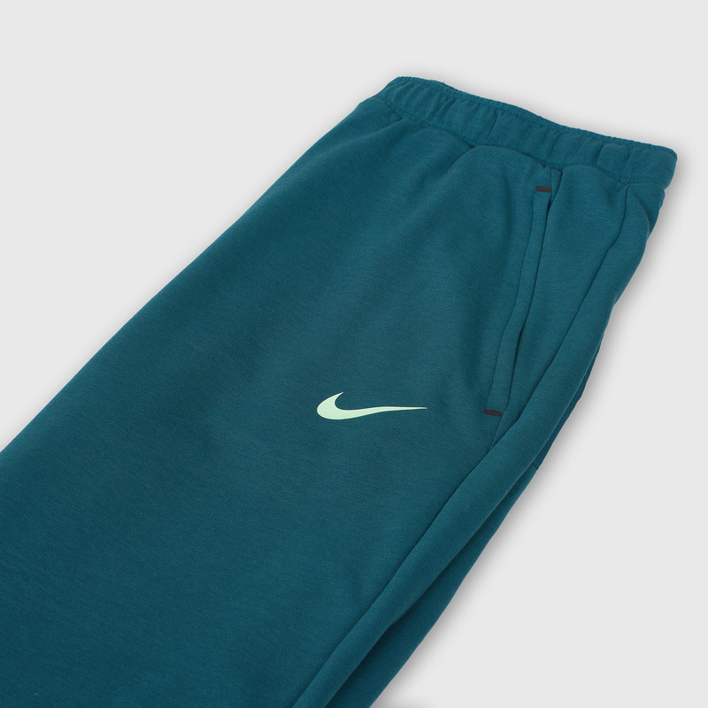 Брюки Nike Tottenham Travel Fleece DB7878-397