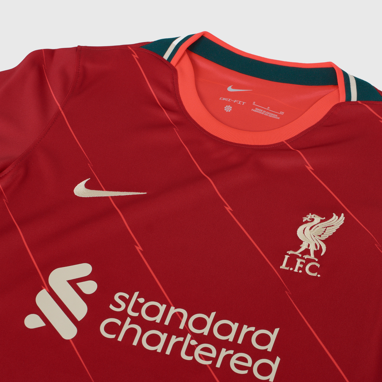Женская игровая домашняя футболка Nike Liverpool сезон 2021/22
