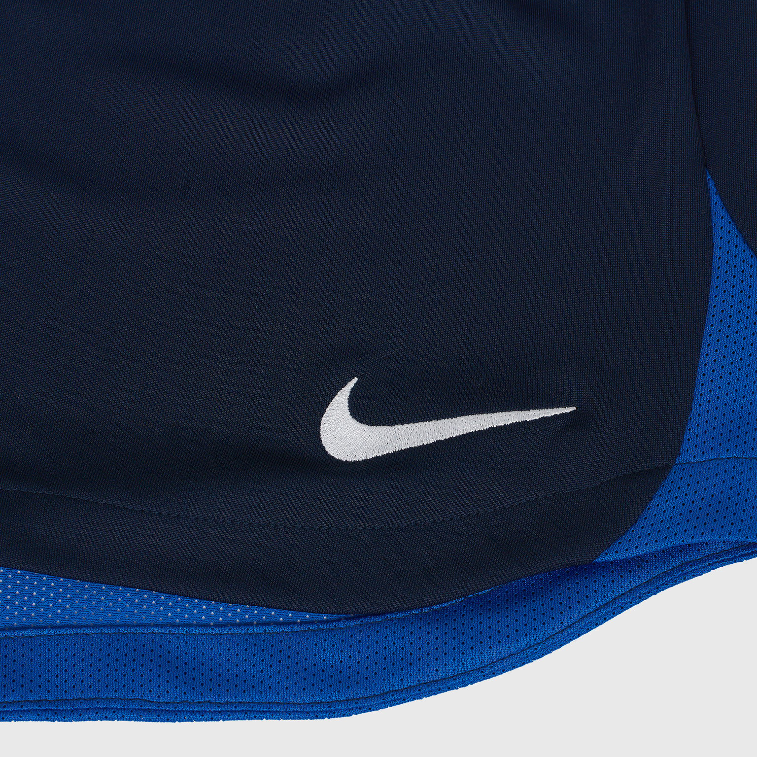 Шорты женские Nike Academy DH9252-451
