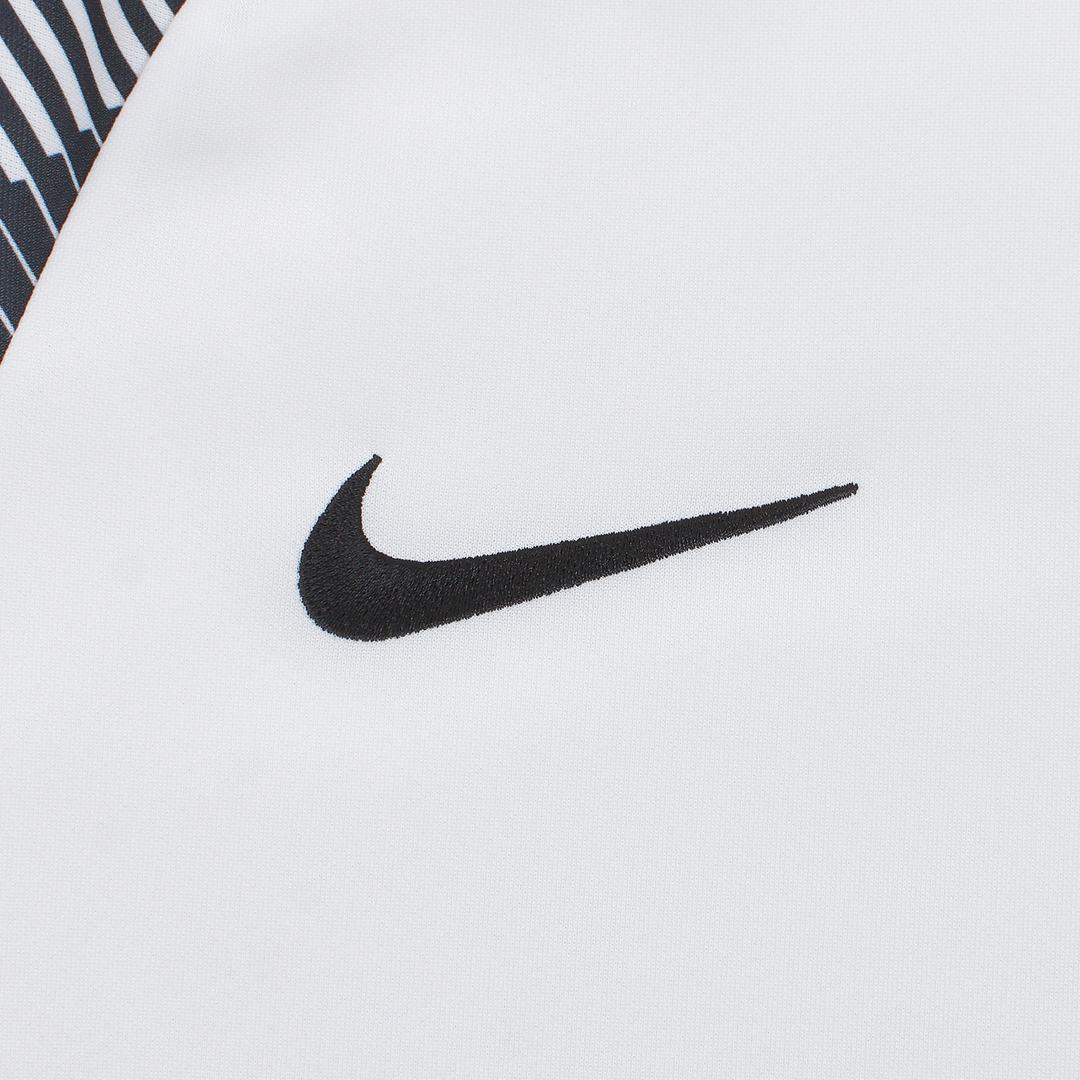 Футболка игровая Nike Academy DH8031-104