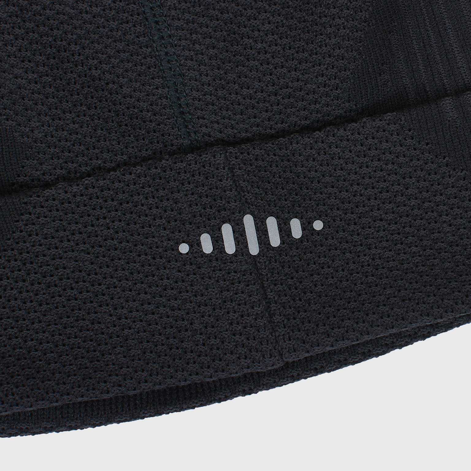 Шапка Nike DM8458-010