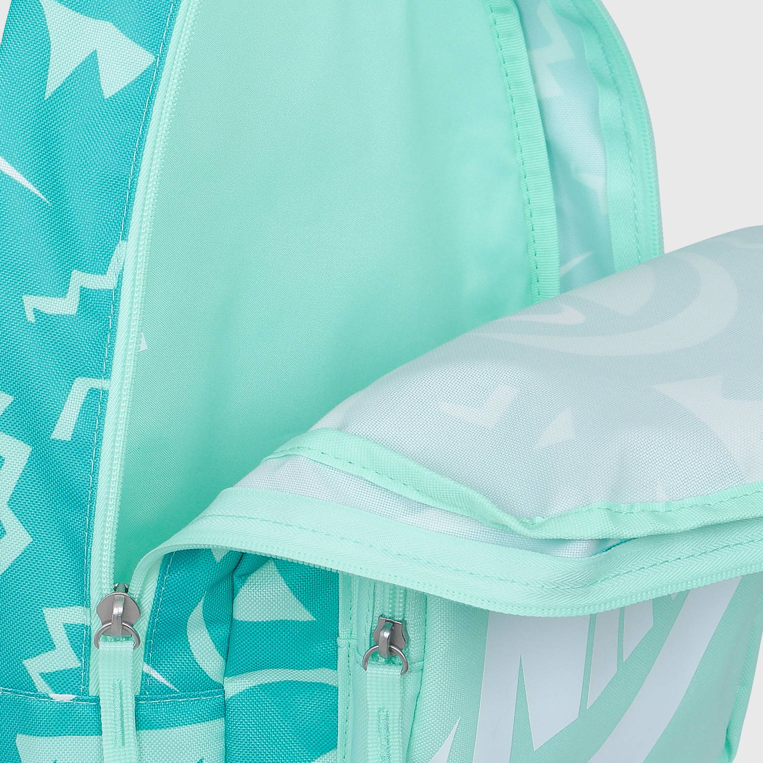 Рюкзак детский Nike Classic Backpack DM1886-379
