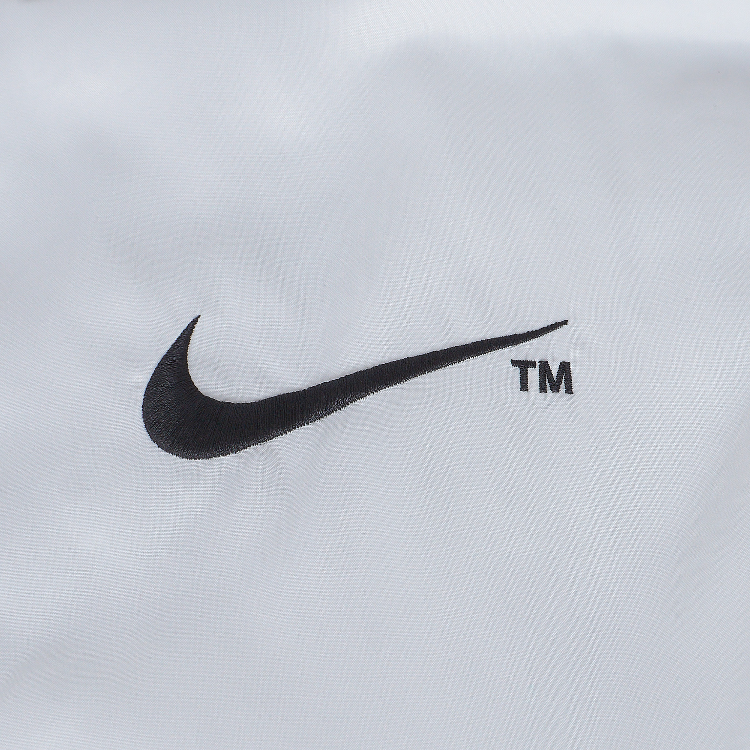Куртка утепленная двусторонняя Nike Swoosh Bomber DD6055-010