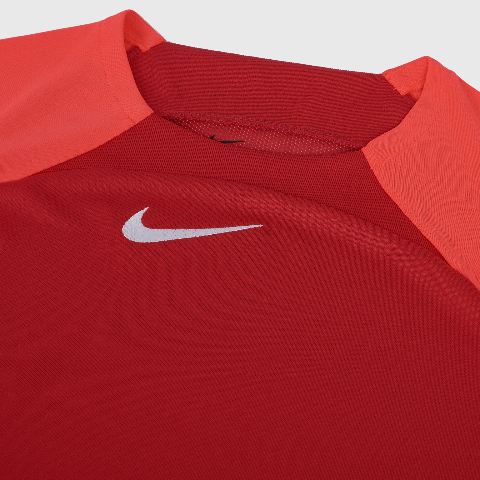 Футболка Nike Academy Pro SS Top DH9225-657