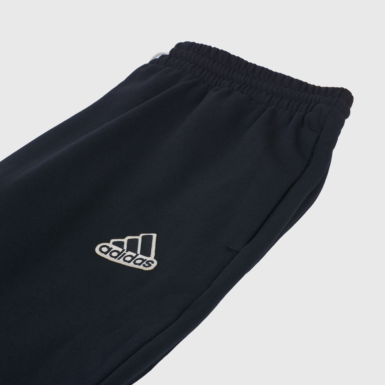 Брюки Adidas Essentials FeelComfy HE1856