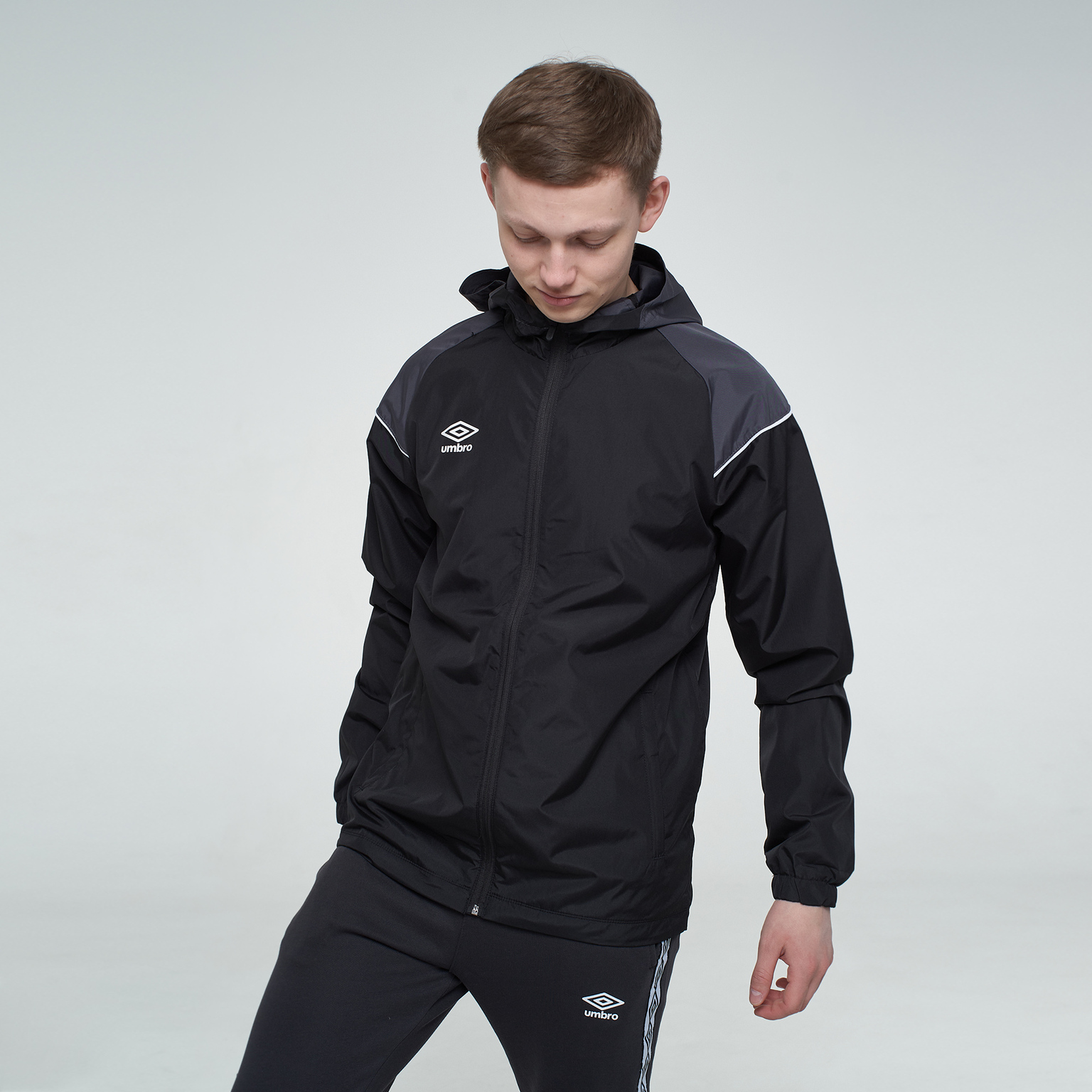 Ветровка Umbro Hooded Shower Jacket 65299U-GR6