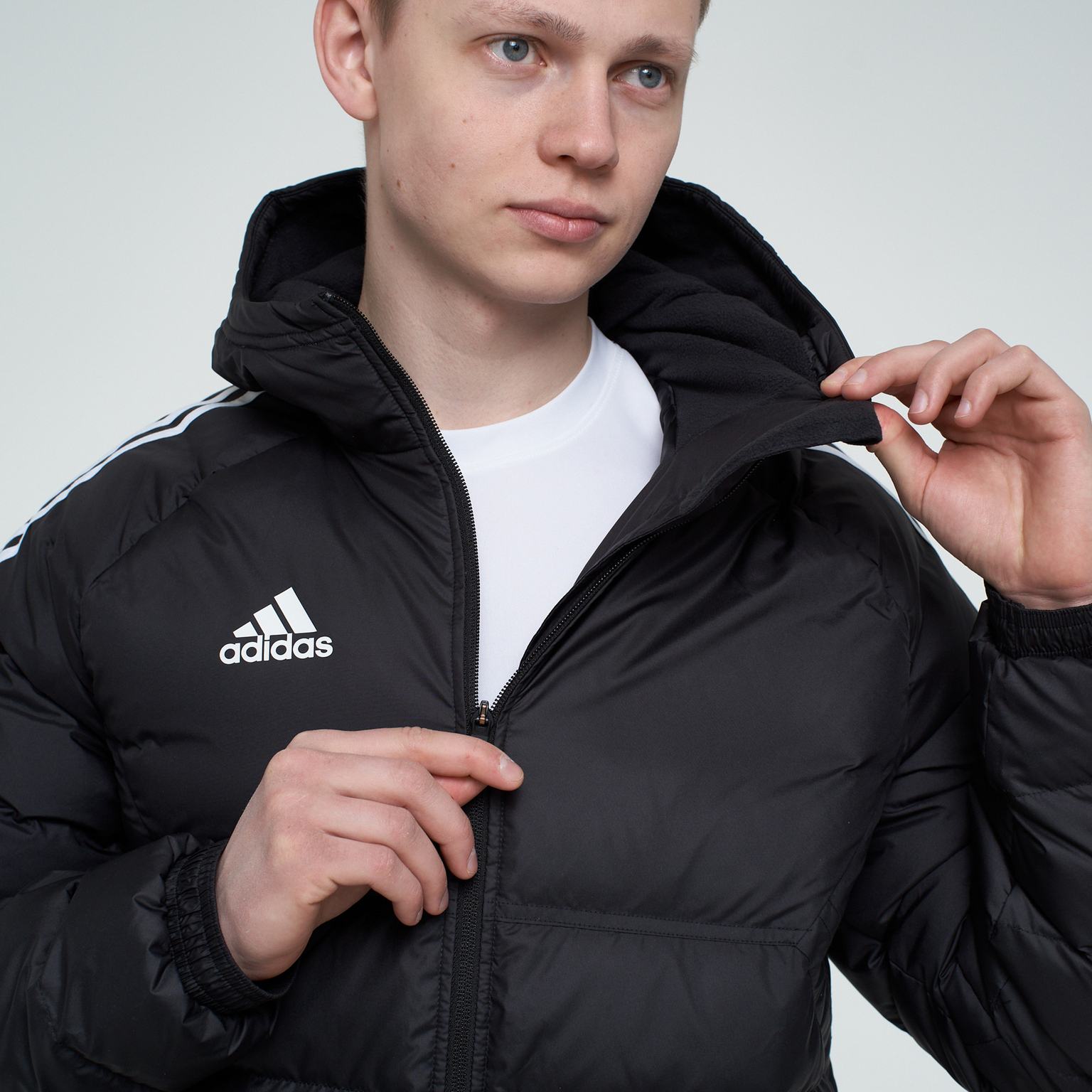 Пуховик Adidas Con22 H21256