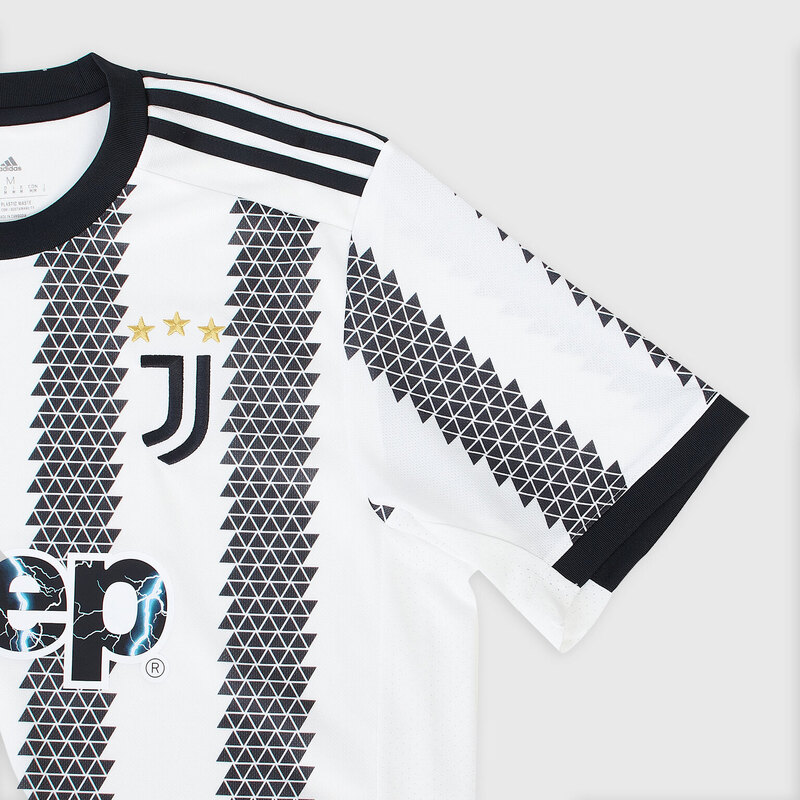 Футболка игровая домашняя Adidas Juventus сезон 2022/23