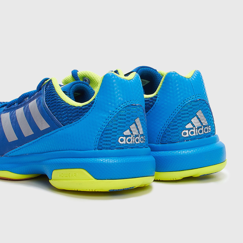 Кроссовки Adidas Multido Essence AQ6275