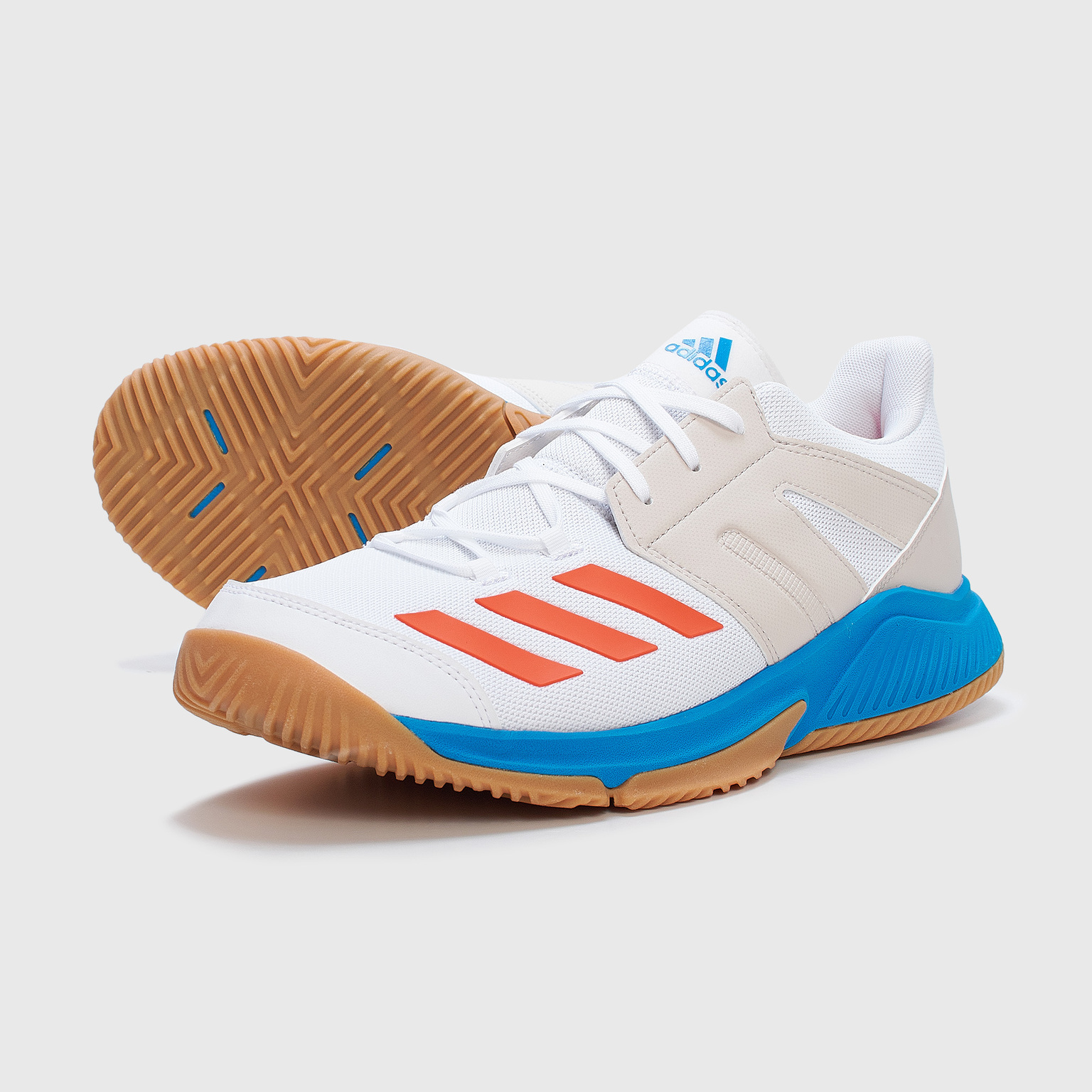 Кроссовки Adidas Essence B22589