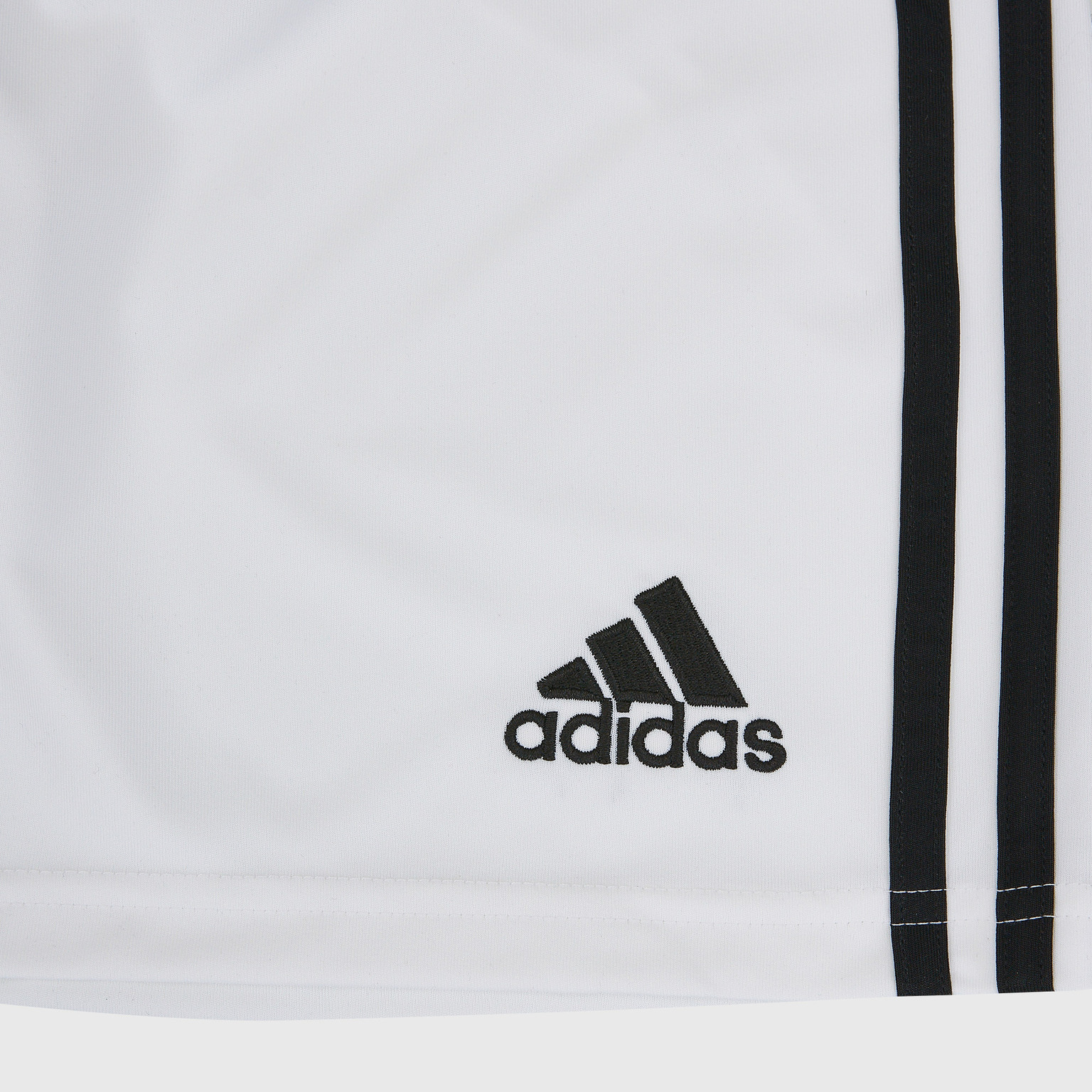 Шорты игровые домашние Adidas Manchester United сезон 2022/23