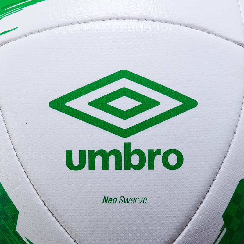 Футбольный мяч Umbro Neo Swerve 26485U-857