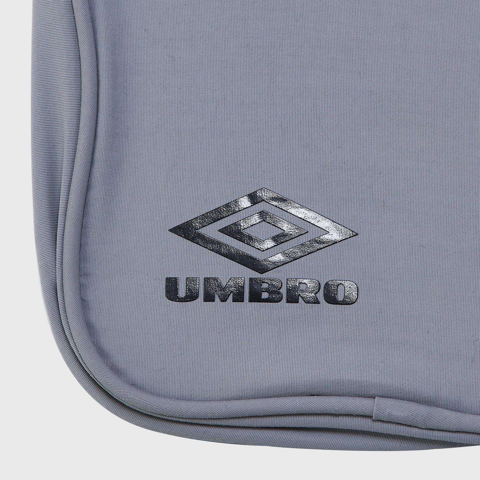 Сумка Umbro Utility Pocket 30833U-Y8N