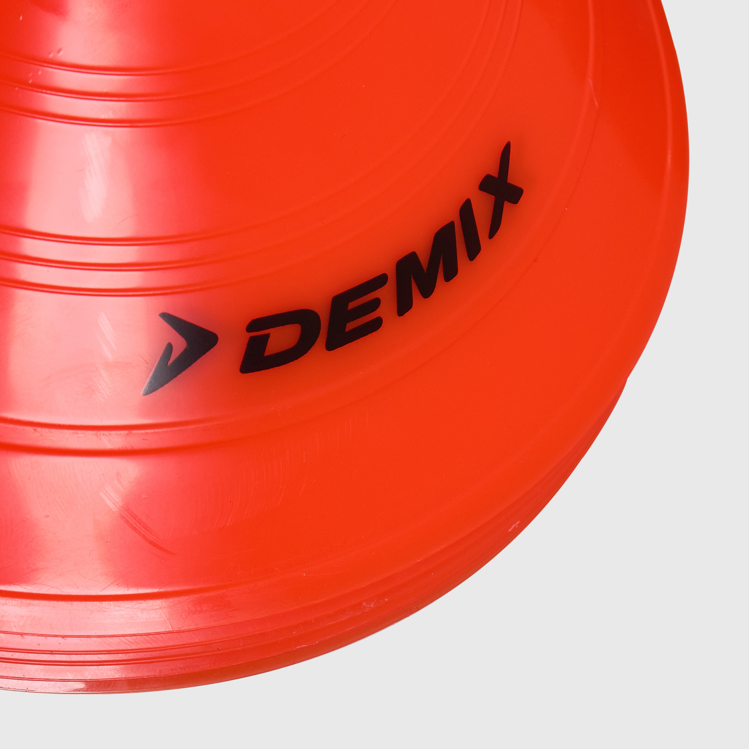 Конусы тренировочные (10 шт) Demix Cone Markers 109172-D2