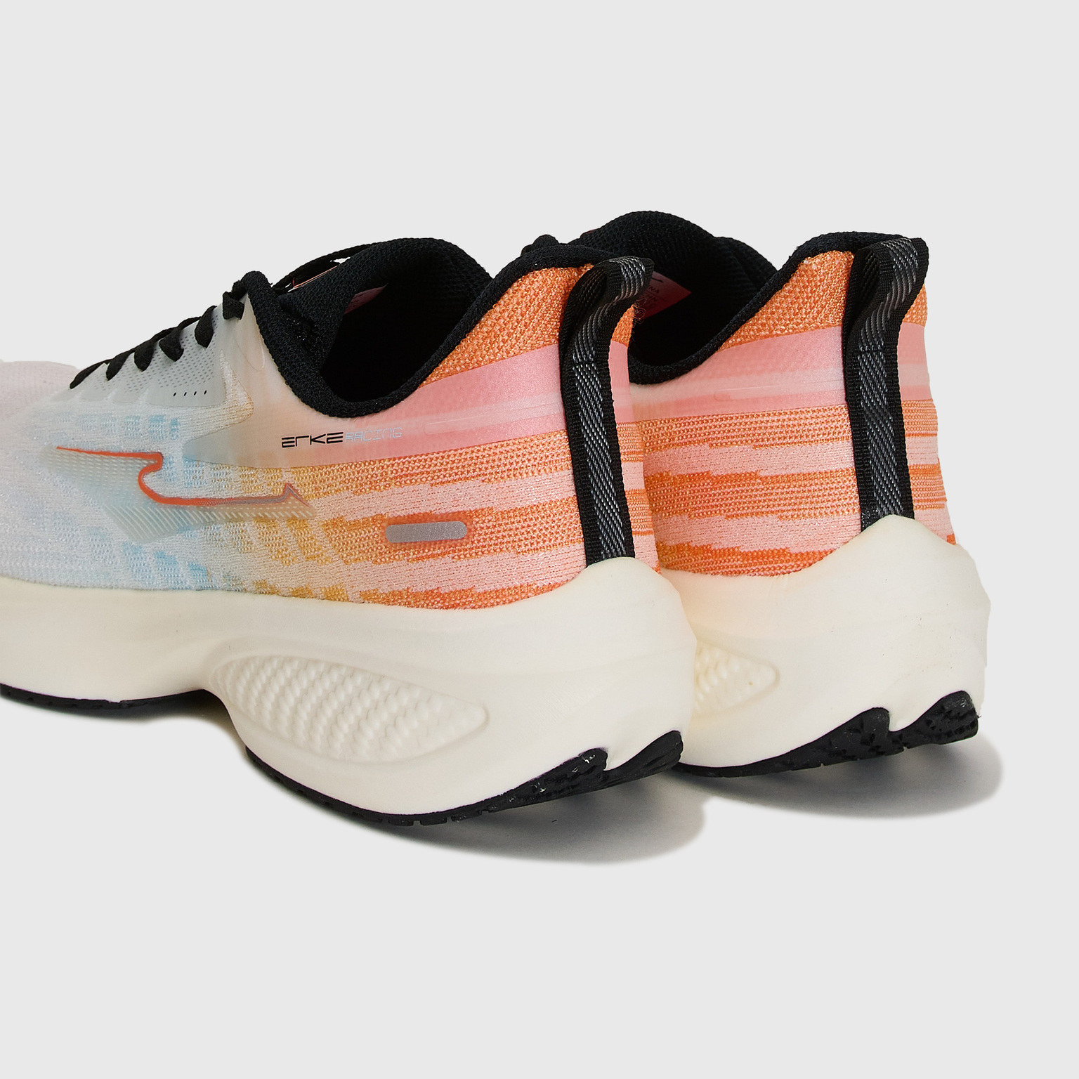 Кроссовки Erke Cushioning Running 11123103022-008