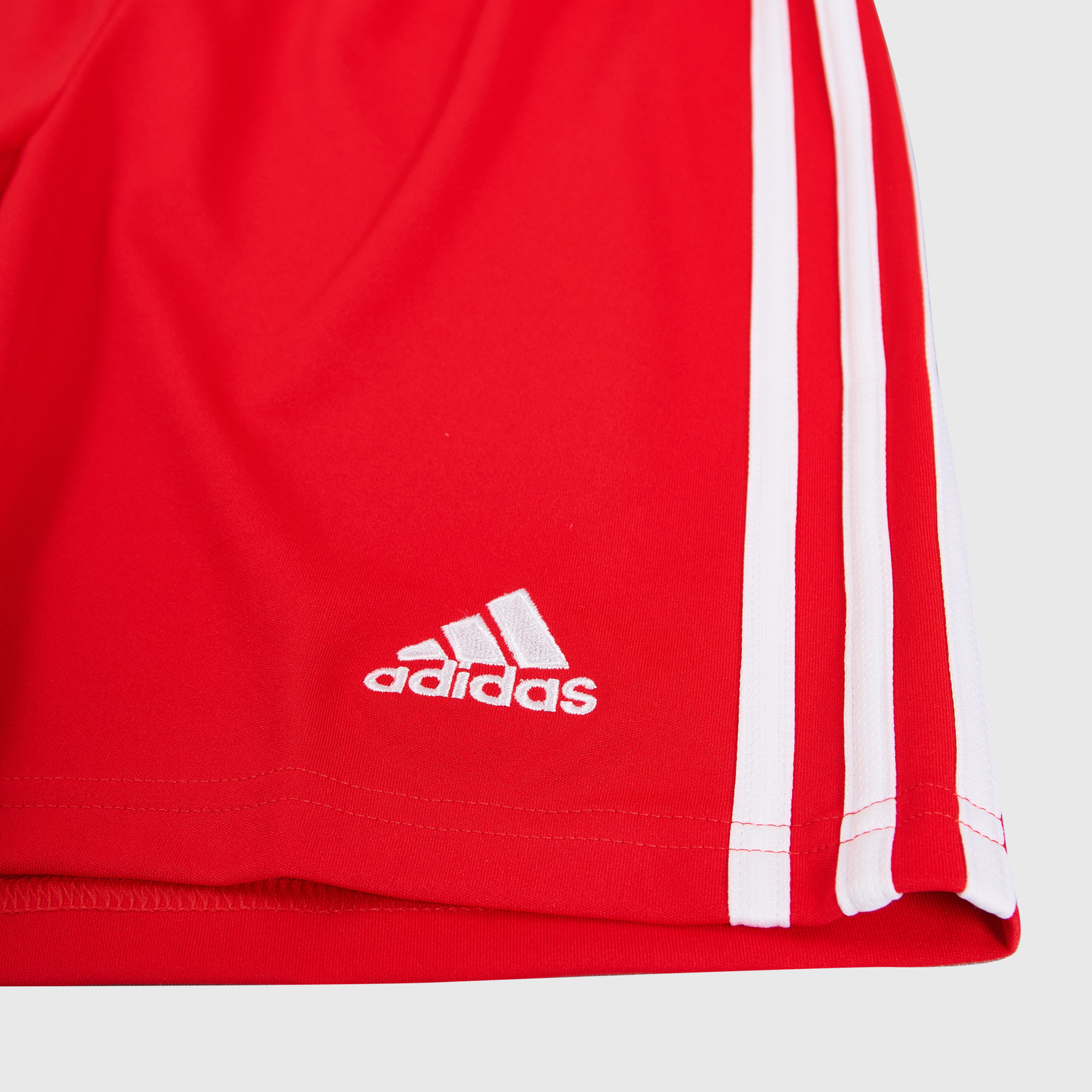 Шорты домашние подростковые Adidas Bayern сезон 2022/23