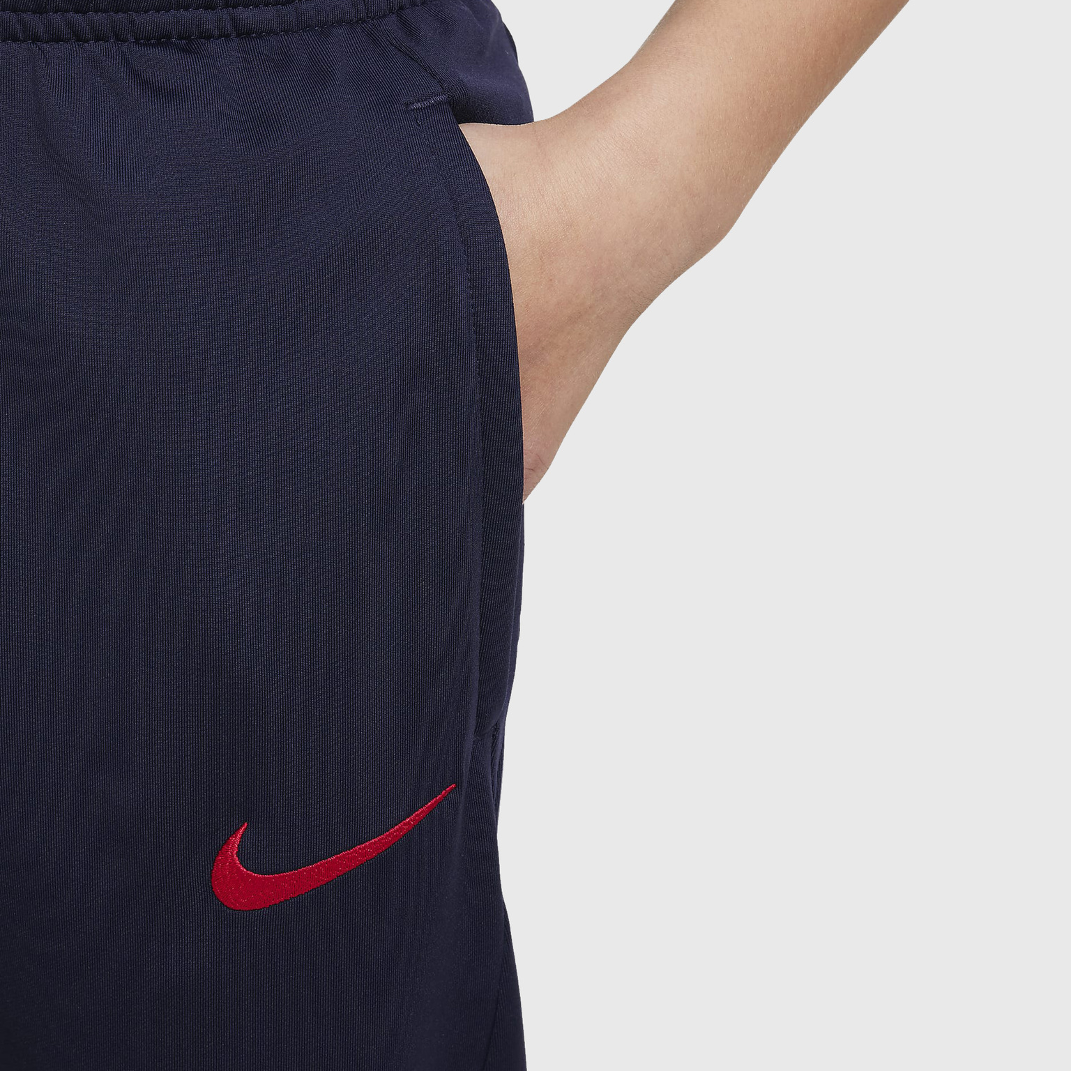 Брюки подростковые Nike Barcelona Strike Pant DJ8697-451