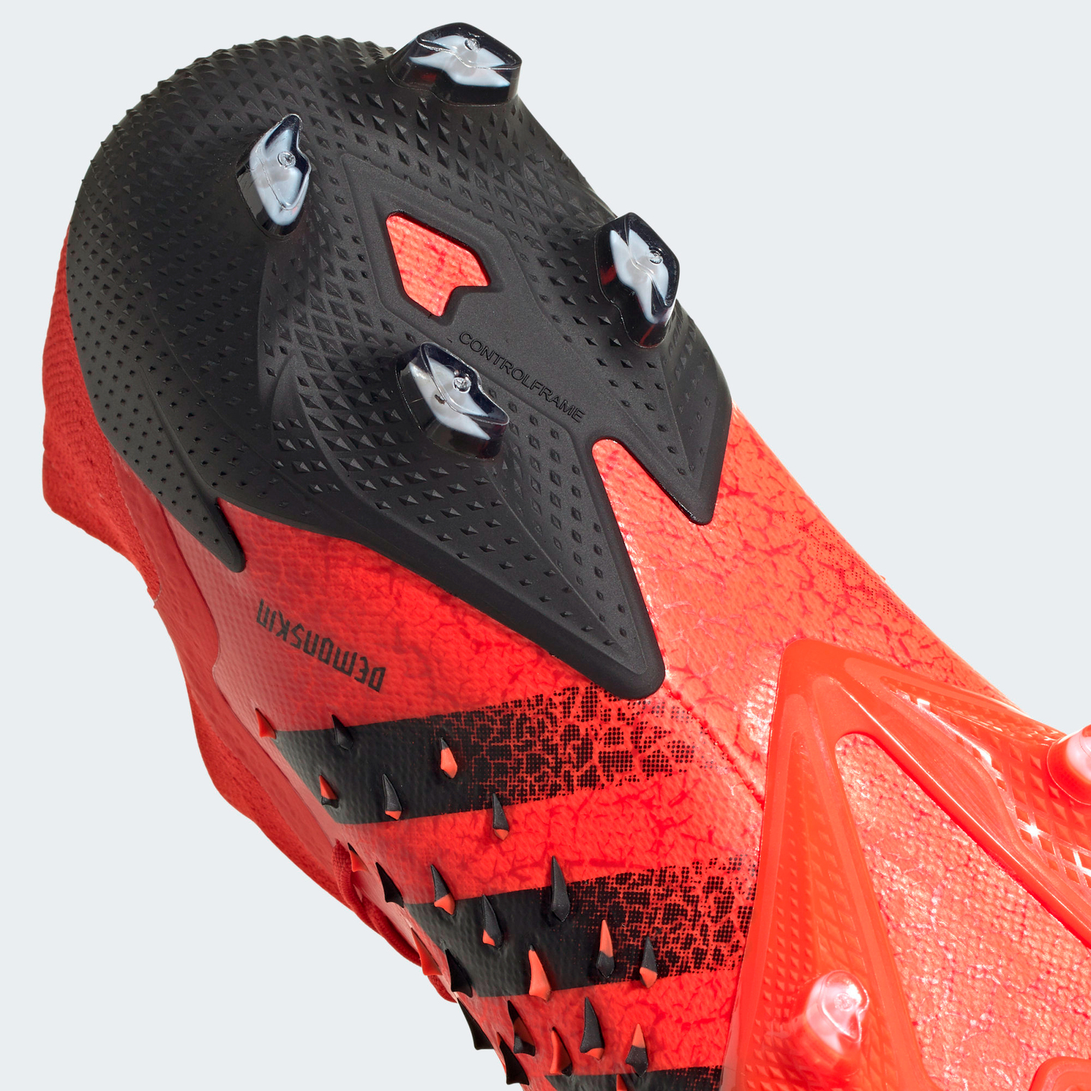 Бутсы Adidas Predator Freak.1 L FG FY6266